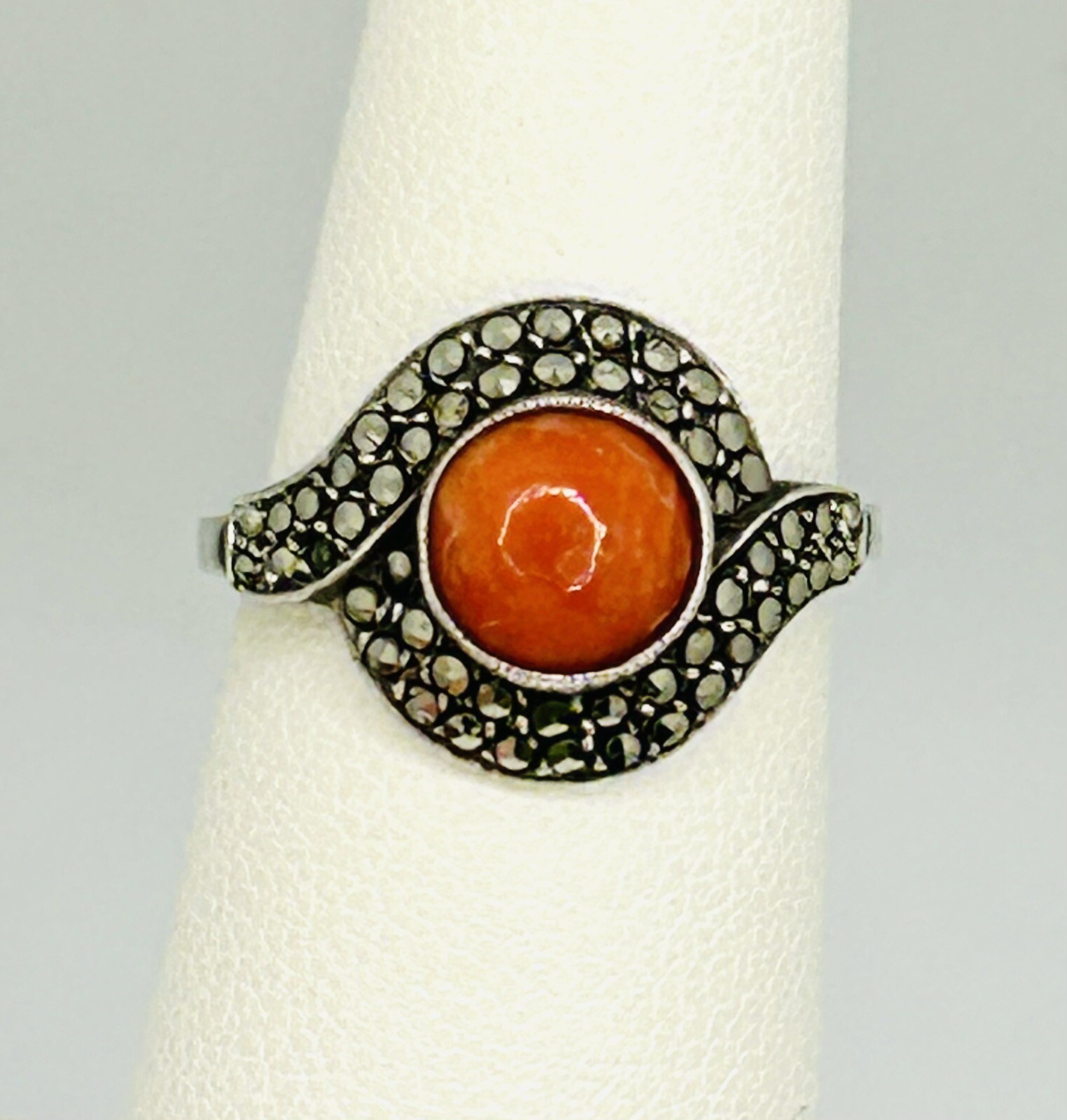 Vintage Sterling Silver Cabochon Coral & Marcasite Ring Sz 5.5