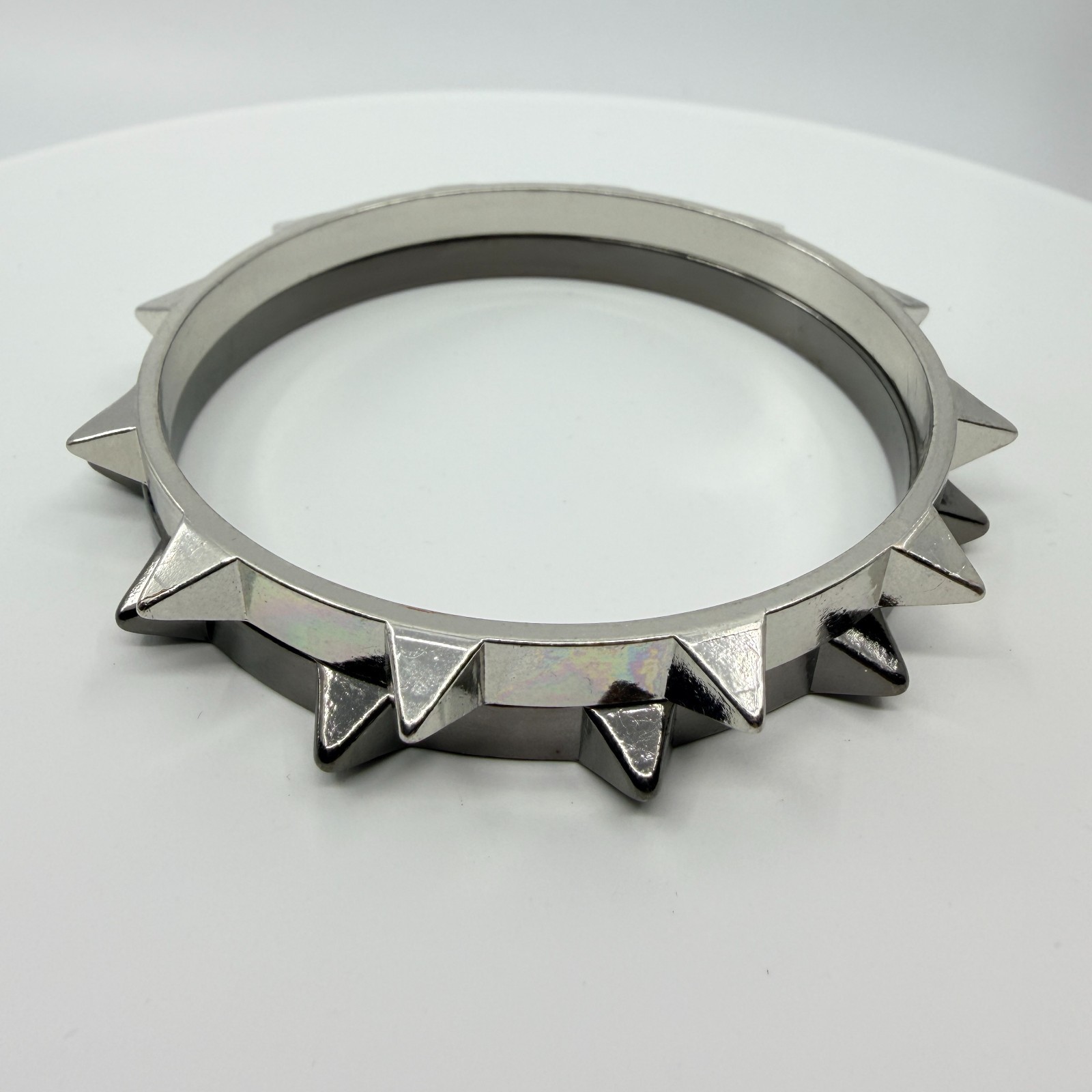 VTG Punk Spiked Bangle Bracelets 2 pc Silver Tone Gunmetal Metal Moto Goth Edge