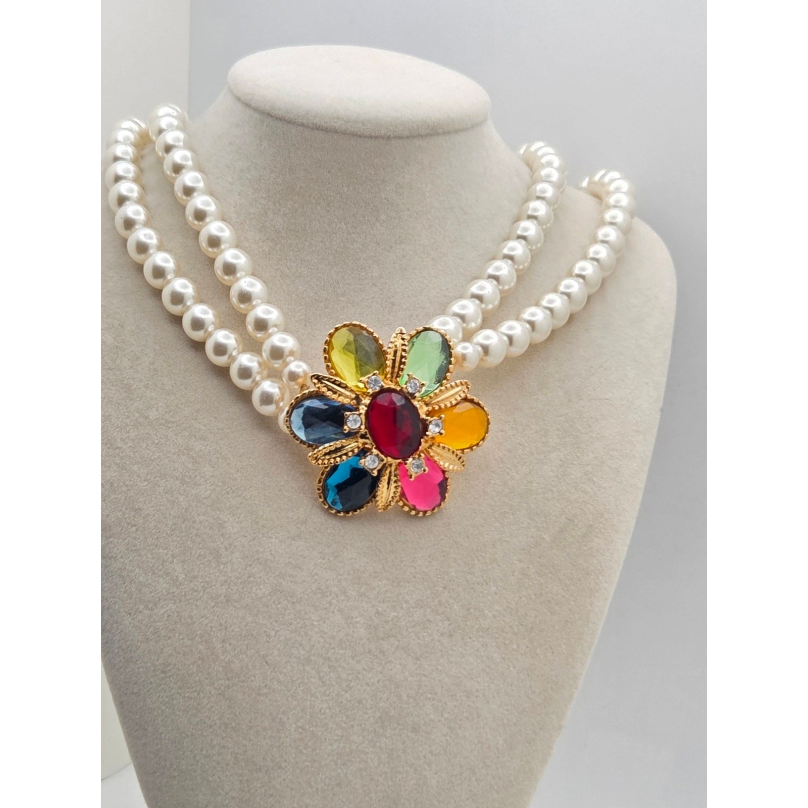Vintage Style Multi-Color Cabochon Flower & Faux Pearl Double Strand Necklace –