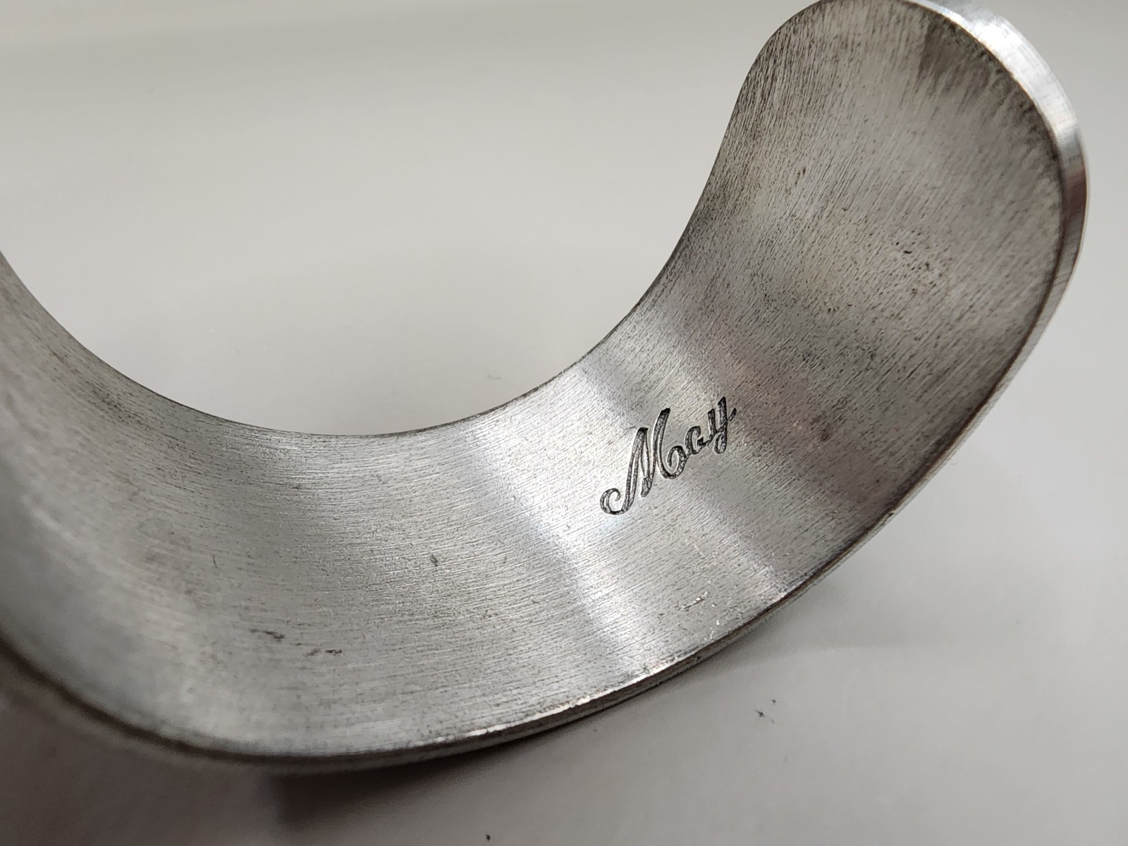 Salisbury Pewter May Flower of the Month Cuff Bracelet Lily of the Valley 66g