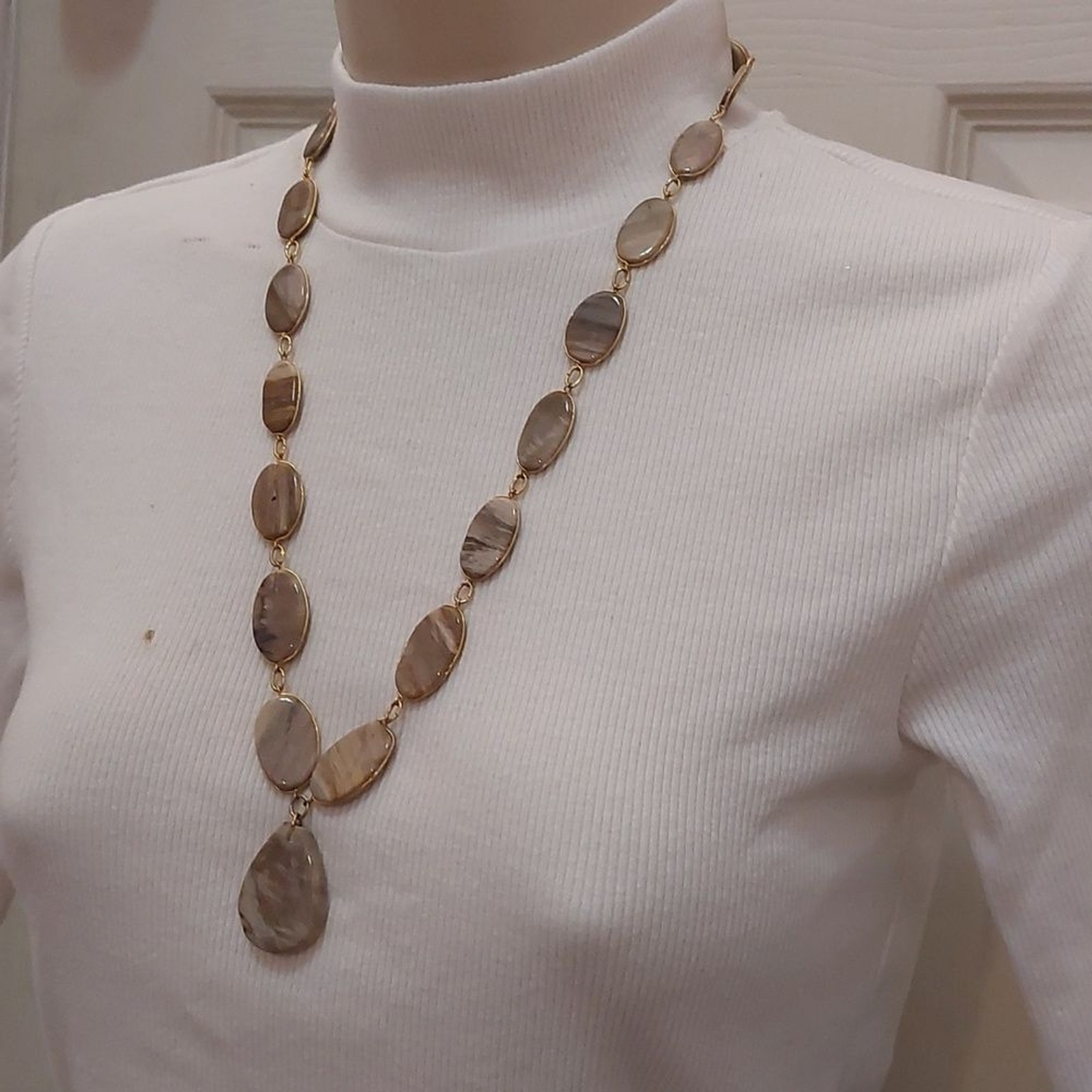 Natural Agate Stones Desert Stripes Wire Wrapped Gold Tone Link Necklace