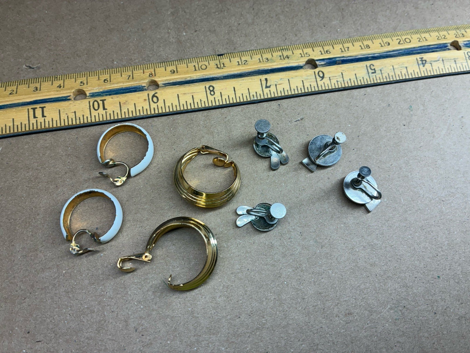 vintage earring lot modern mod 60’s – 80’s lot mixed