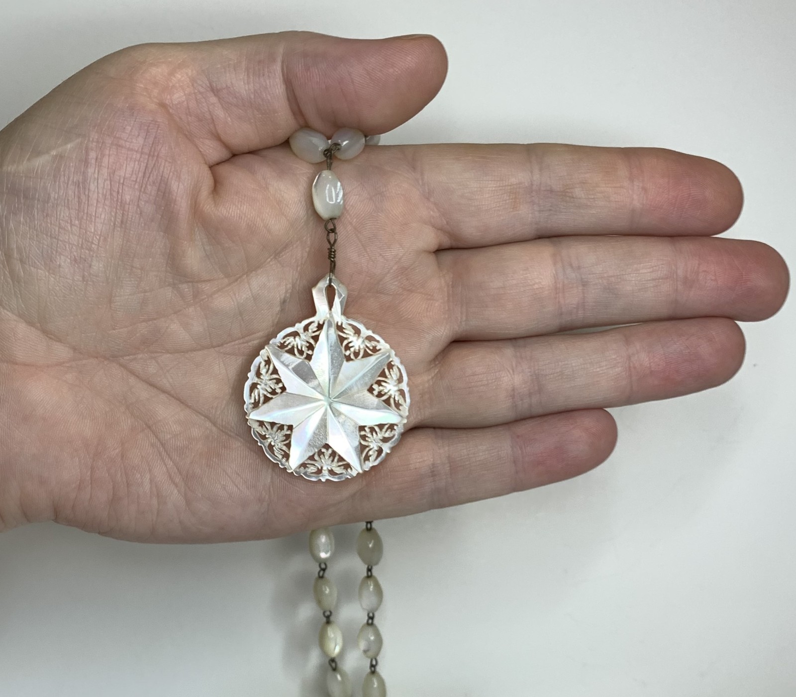 Vintage Mother of Pearl Bead Necklace with Star of Bethlehem MOP Pendant 23”