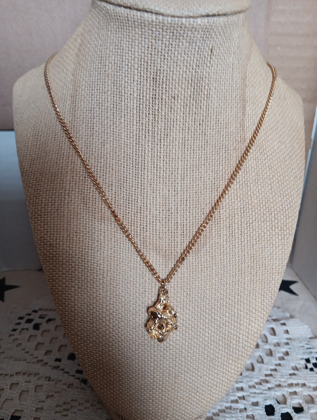 Shank Gold Nugget Pend Necklace
