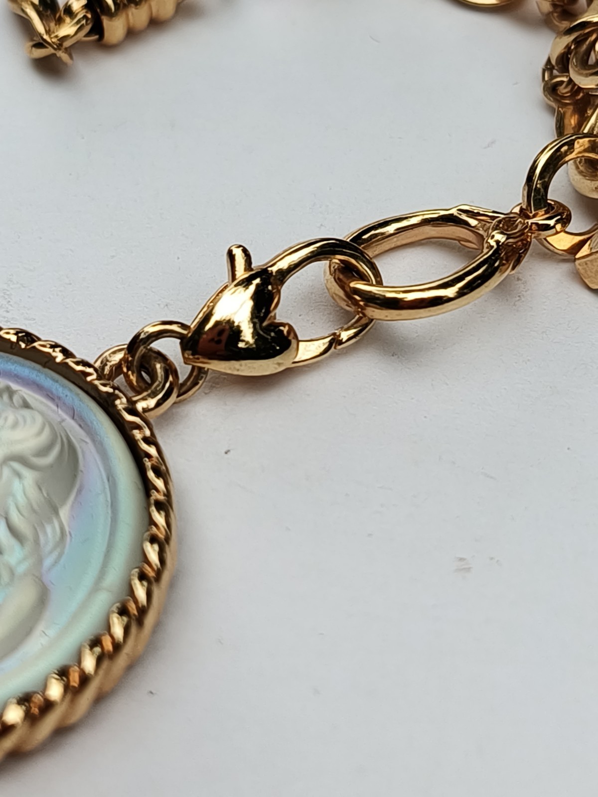 KIRKS FOLLY Angel Irade scent Love Never Dies Pendant AB Gold Tone 27″ Necklace