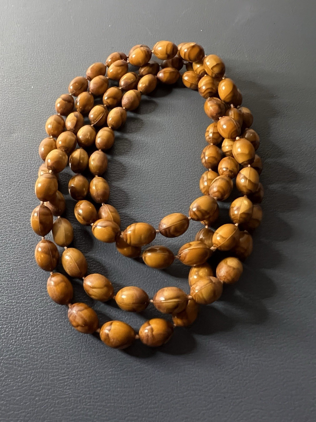 Costume Jewelry, Vintage (Lot Of 6) Shell & Beaded Brown White Necklaces #77