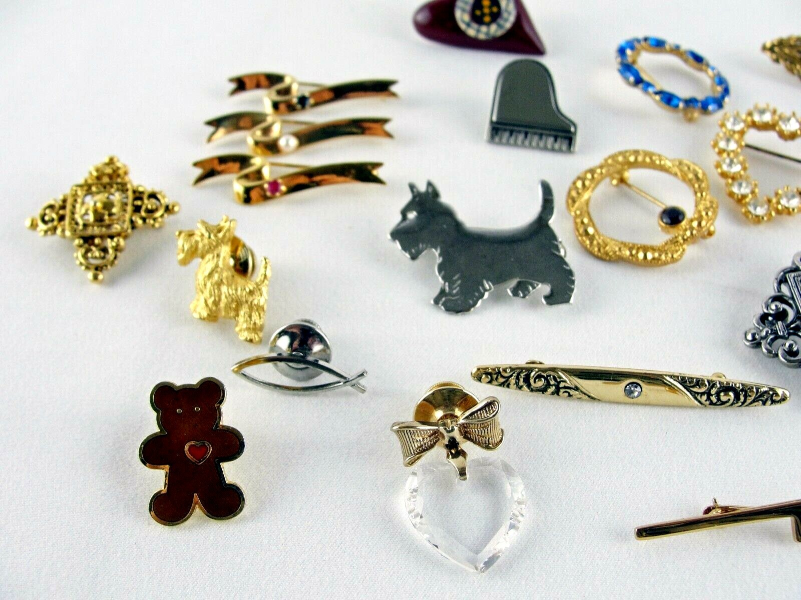 Vintage Costume Jewelry 1970’s to 1990’s Pins & Brooches Many Avon Pieces