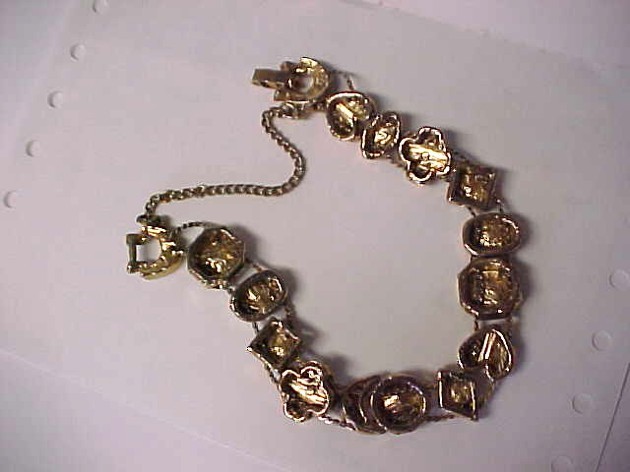Vintage 60s Unsigned Goldette Victorian Revival Slide Charm Bracelet 7.5″