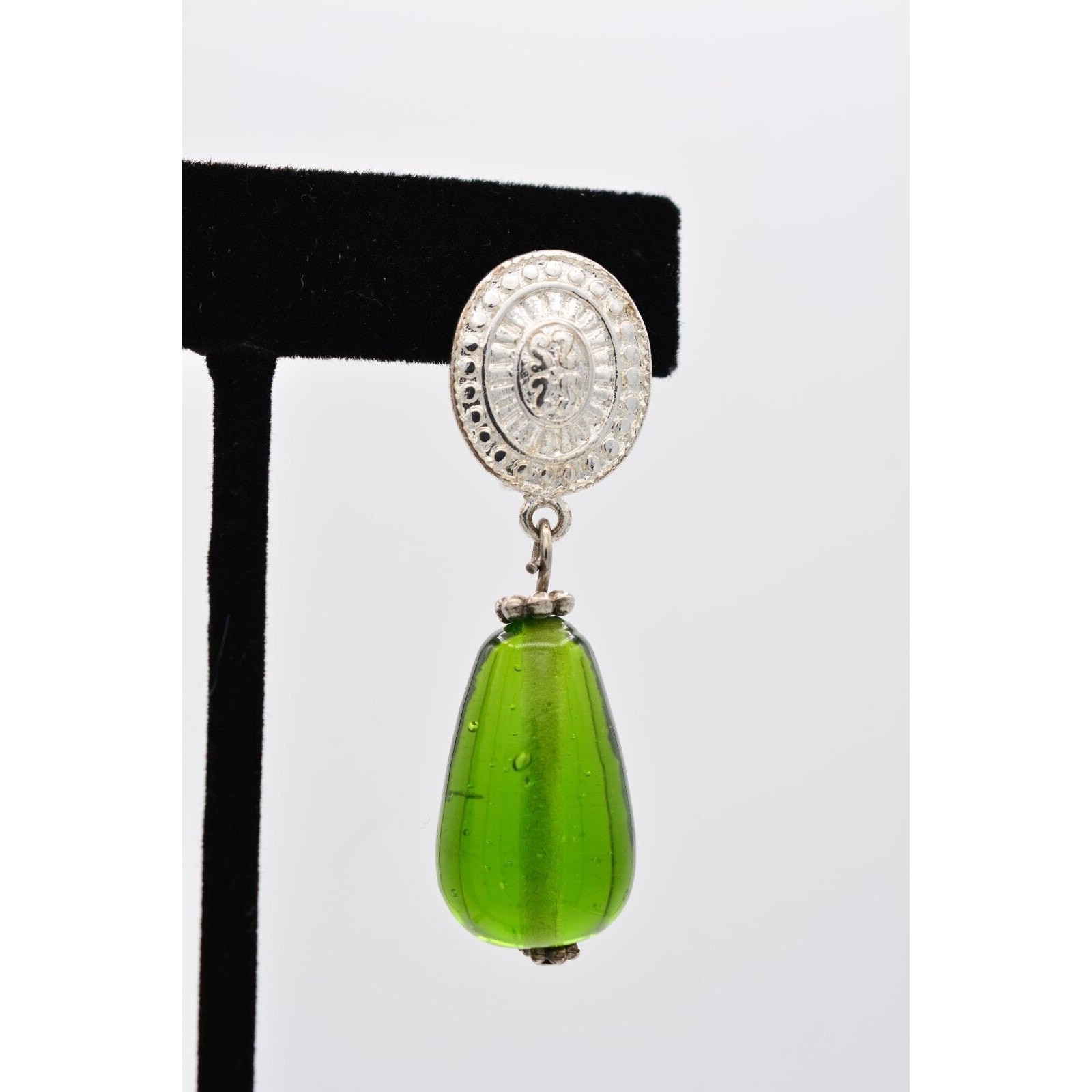 Vintage Dangle Clip On Earrings Green Glass Drop Silver Tone Chunky 1990s BinAK
