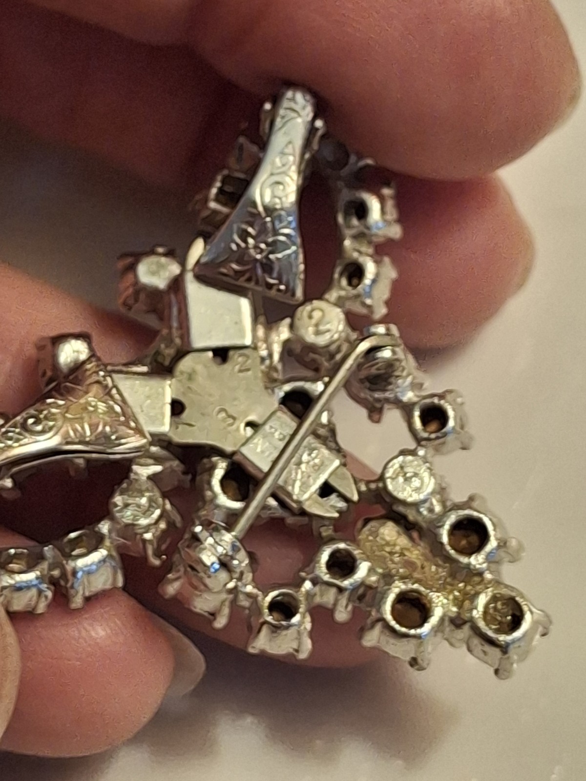 ISKIN Modular 3-in-1 Piece Convertible Brooch Pin & Clip Earrings 1940 Art Deco