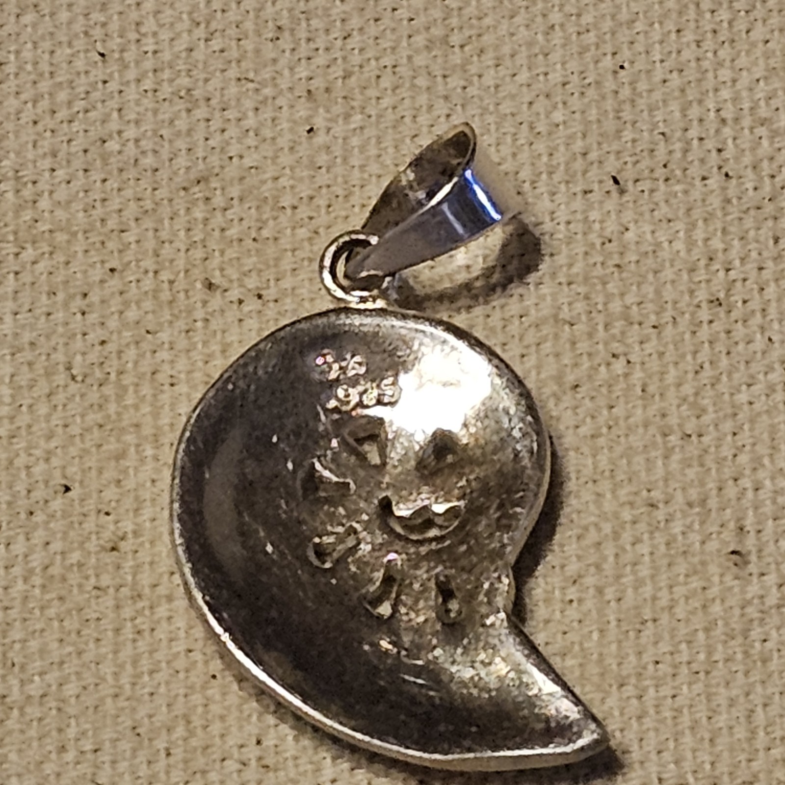 Sterling inlay she’ll pendant w turquoise, coral and purple mohave.