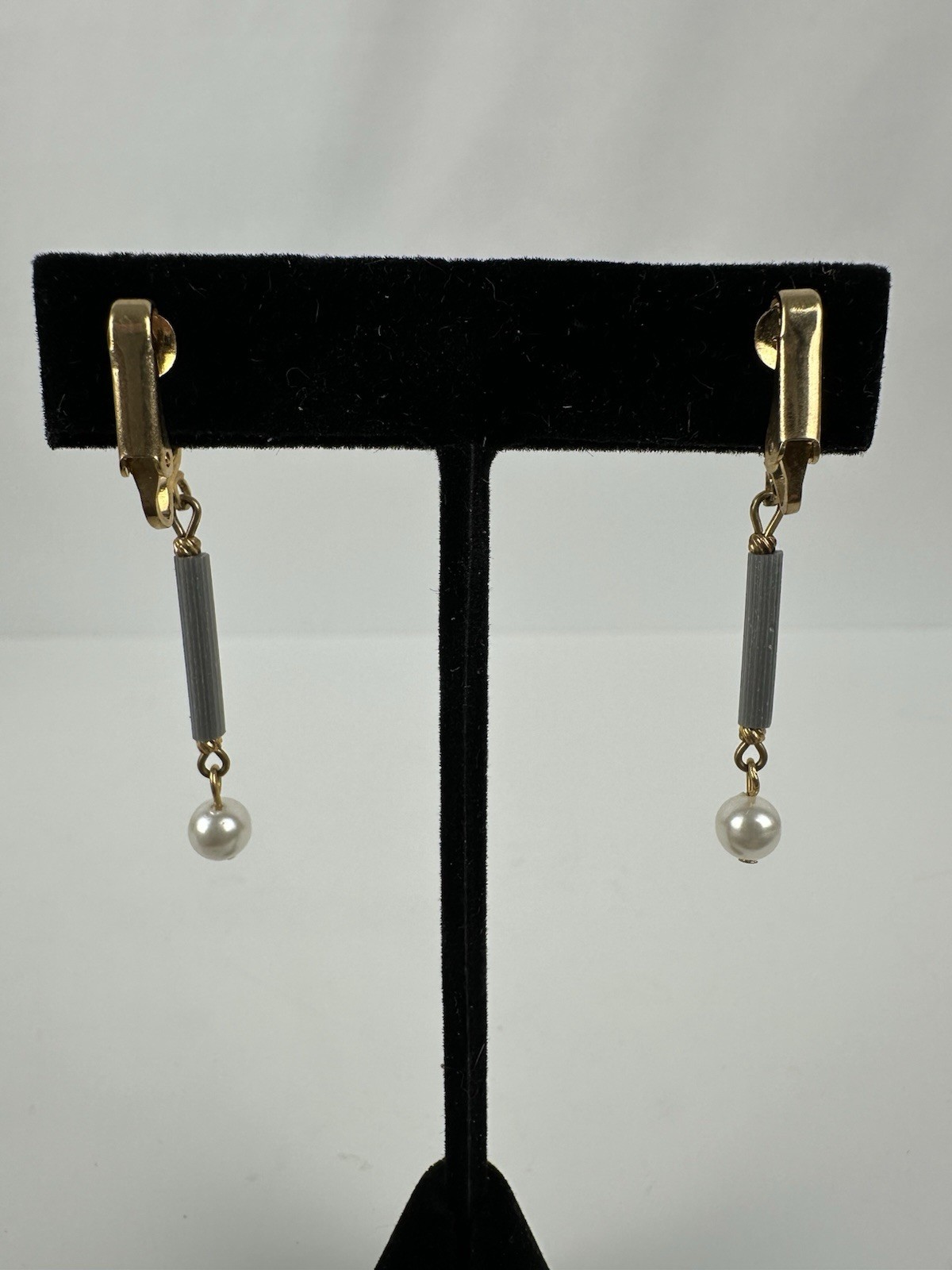 Vintage Clip On Gold Toned Gray And White Faux Pearl Dangle Earrings From Estate