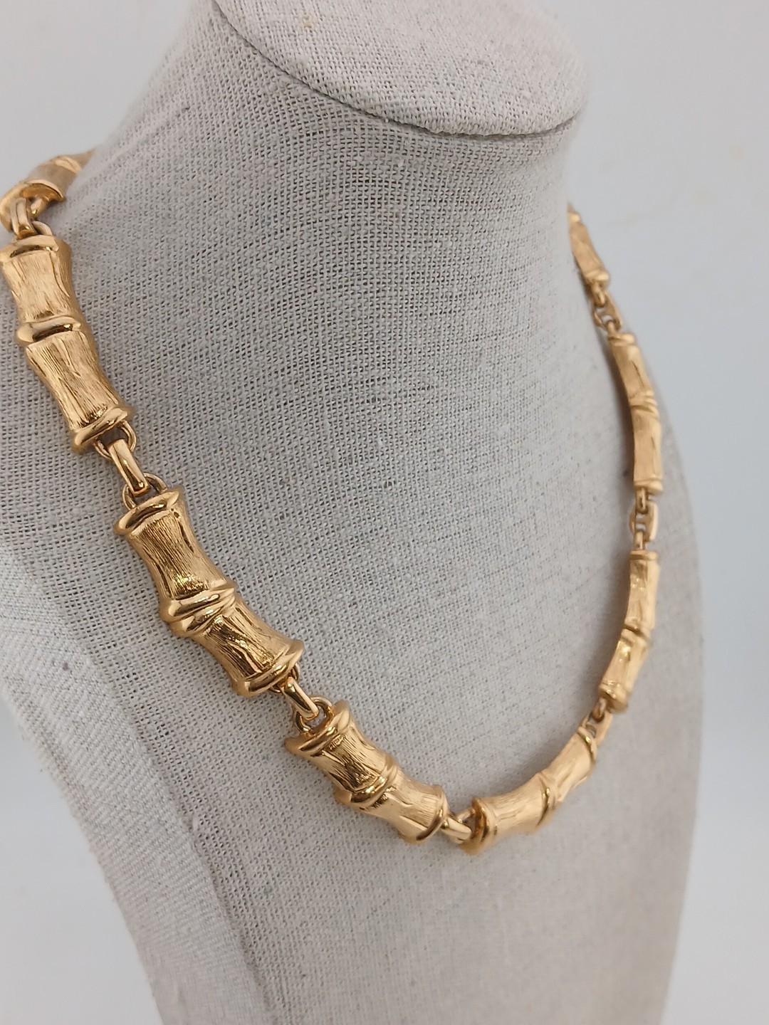 MONET 1980s Gold Plated Bamboo Chain Link Chocker Necklace