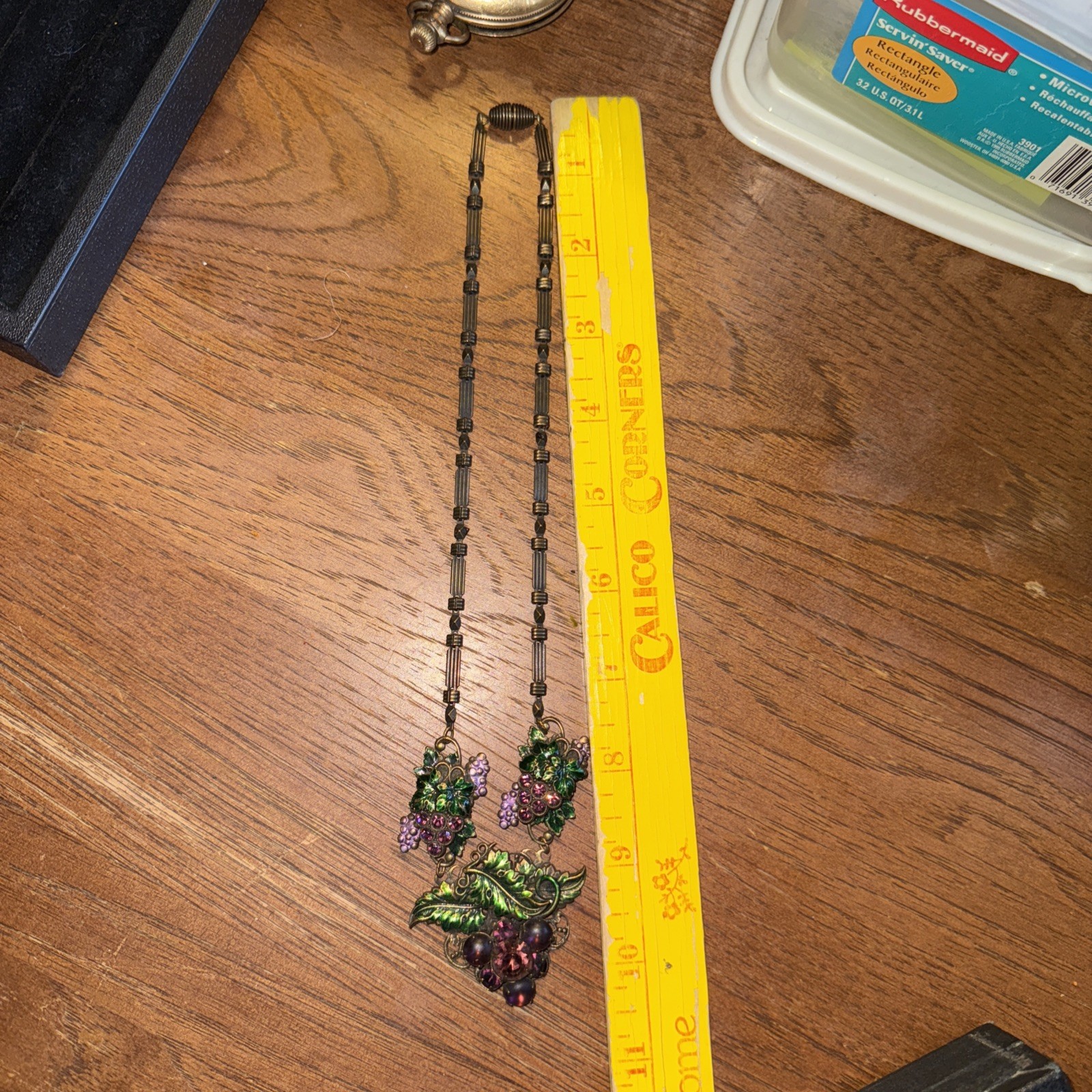 VTG Purple Grapes Swarski Crystal Necklace Wine Club Lovers Beautiful Unique