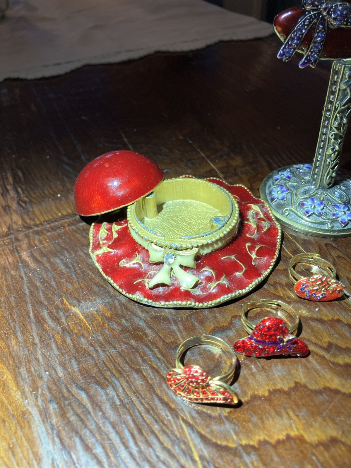 Red Hat Society 3pc + 6 Rings Set Trinket Box Ring Holder Perfume Bottle Vintage