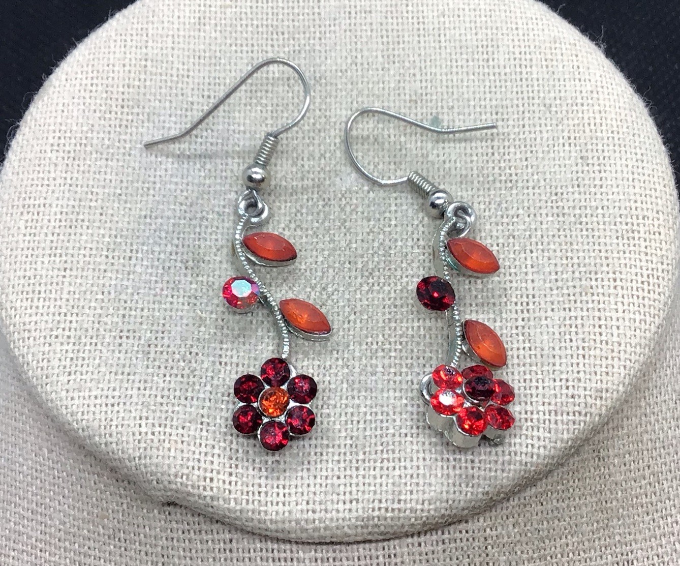 Vintage Costume Orange Red & Red Iridescent Rhinestone Floral Drop Earrings H457
