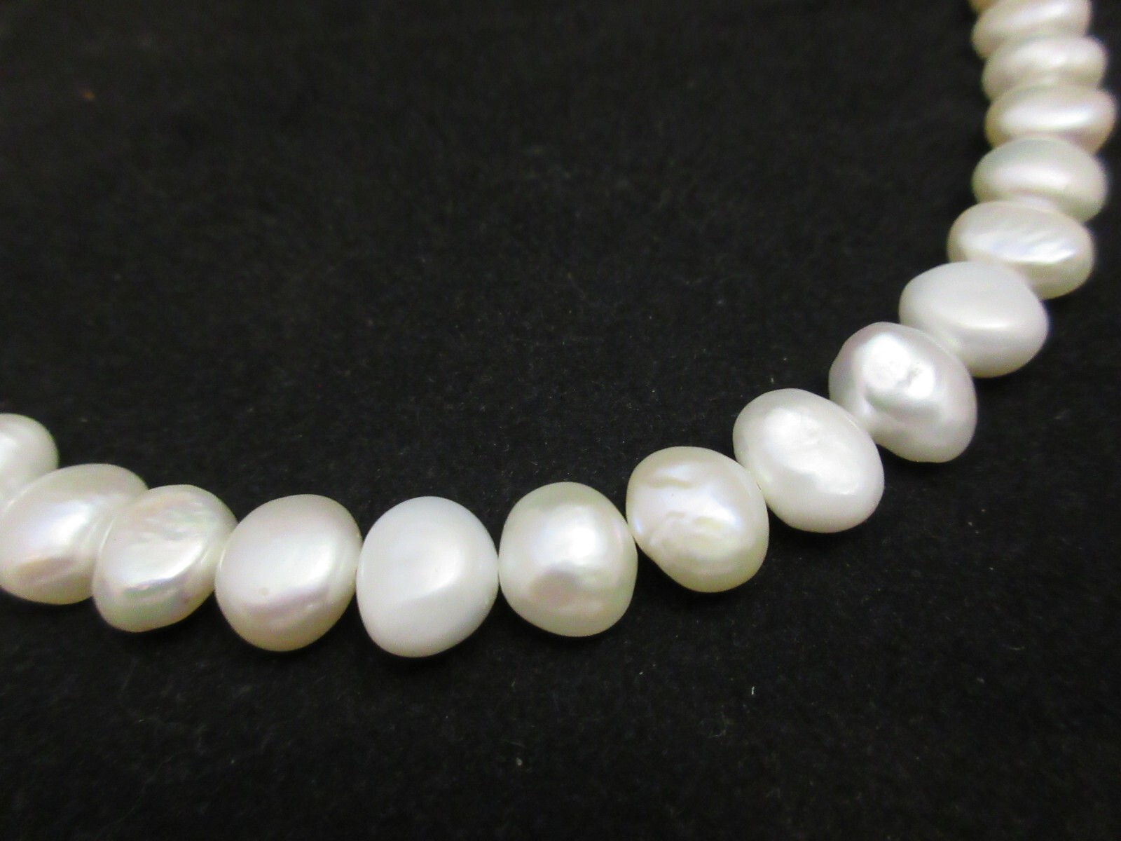 Vintage Natural Pearl Necklace 925 Marked Sterling Silver Lobster Claw Clasp 17″