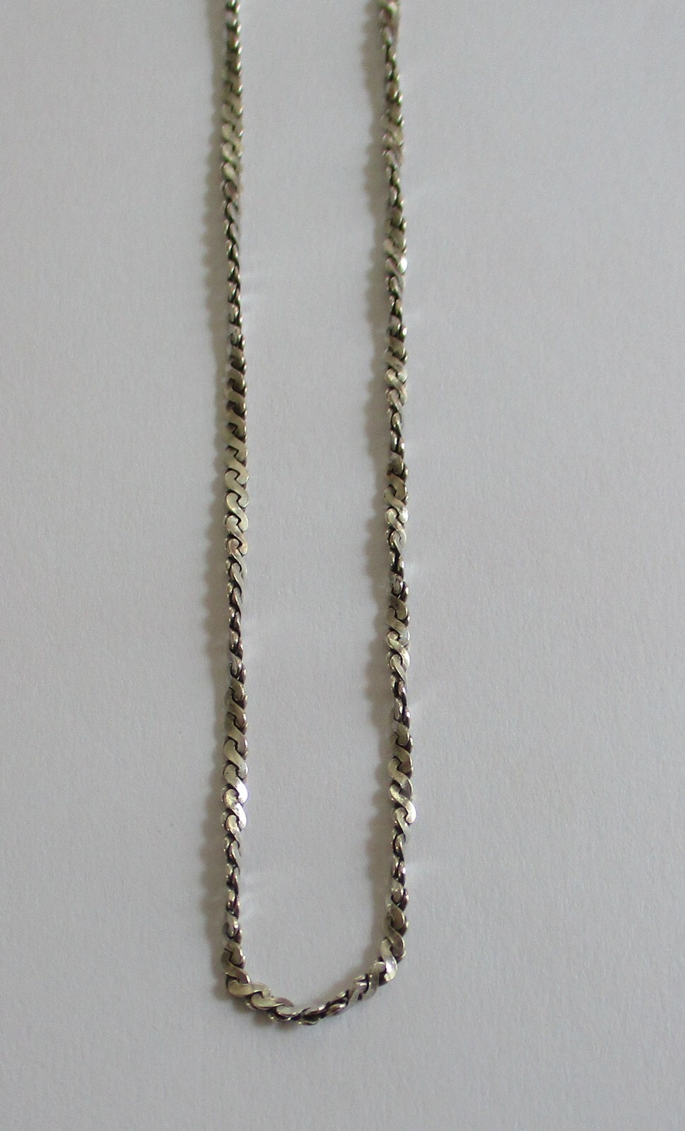 Vintage Lightweight Sterling Silver 925 Serpentine Chain Necklace 17 1/2″ Italy