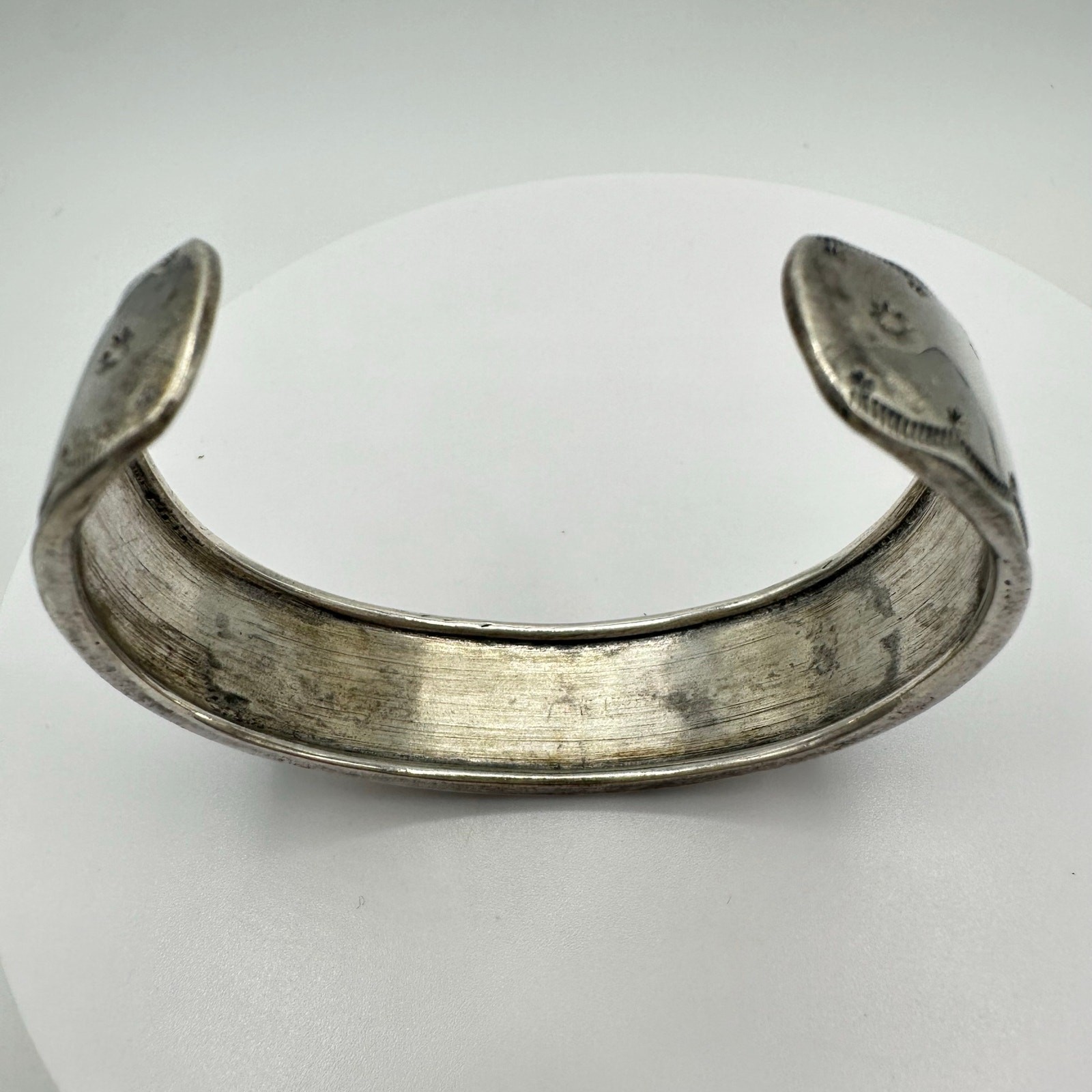 Navajo Native vintage sterling silver turquoise chip inlay cuff bracelet 28.54