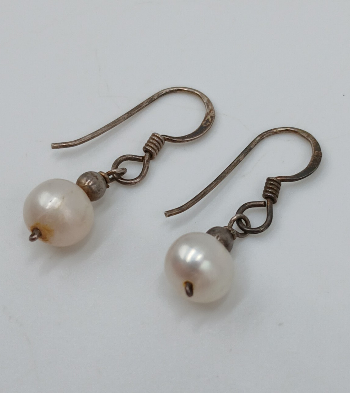 VTG 7mm Pearl Dangle Earrings 1in Drop Sterling Silver French Wire 1.43g Estate