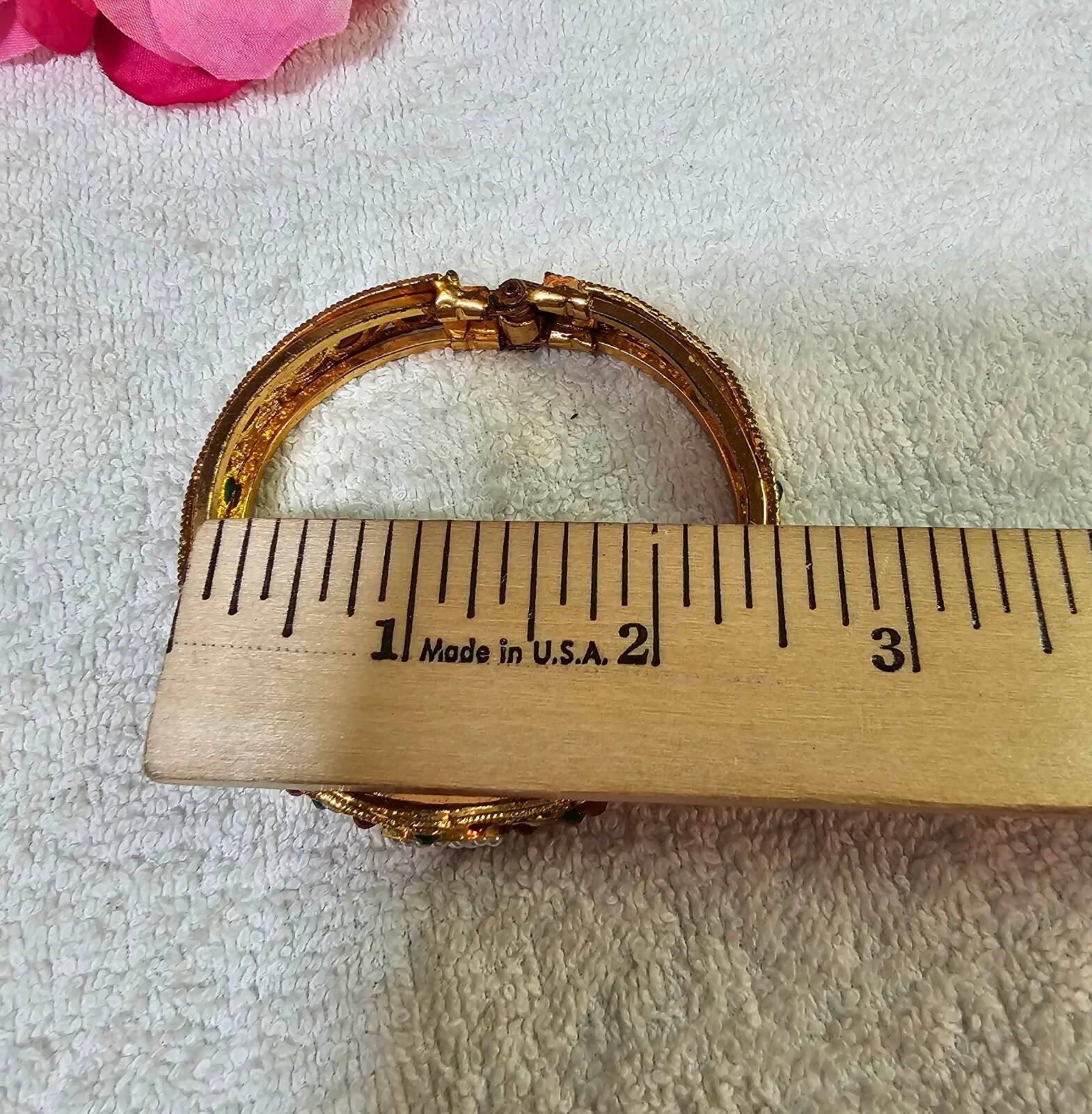 Vtg Goldtone Metal w Tri Color Cut stone & faux pearl Polki Kangan Cuff bracelet