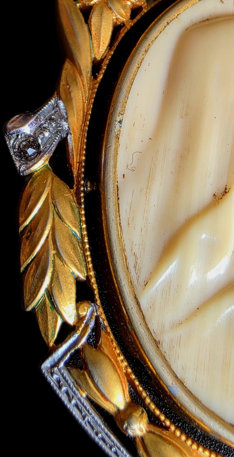 Fine Antique European Art Deco Bronze Gold Virgin Mary Pendant Medal Ca 1900