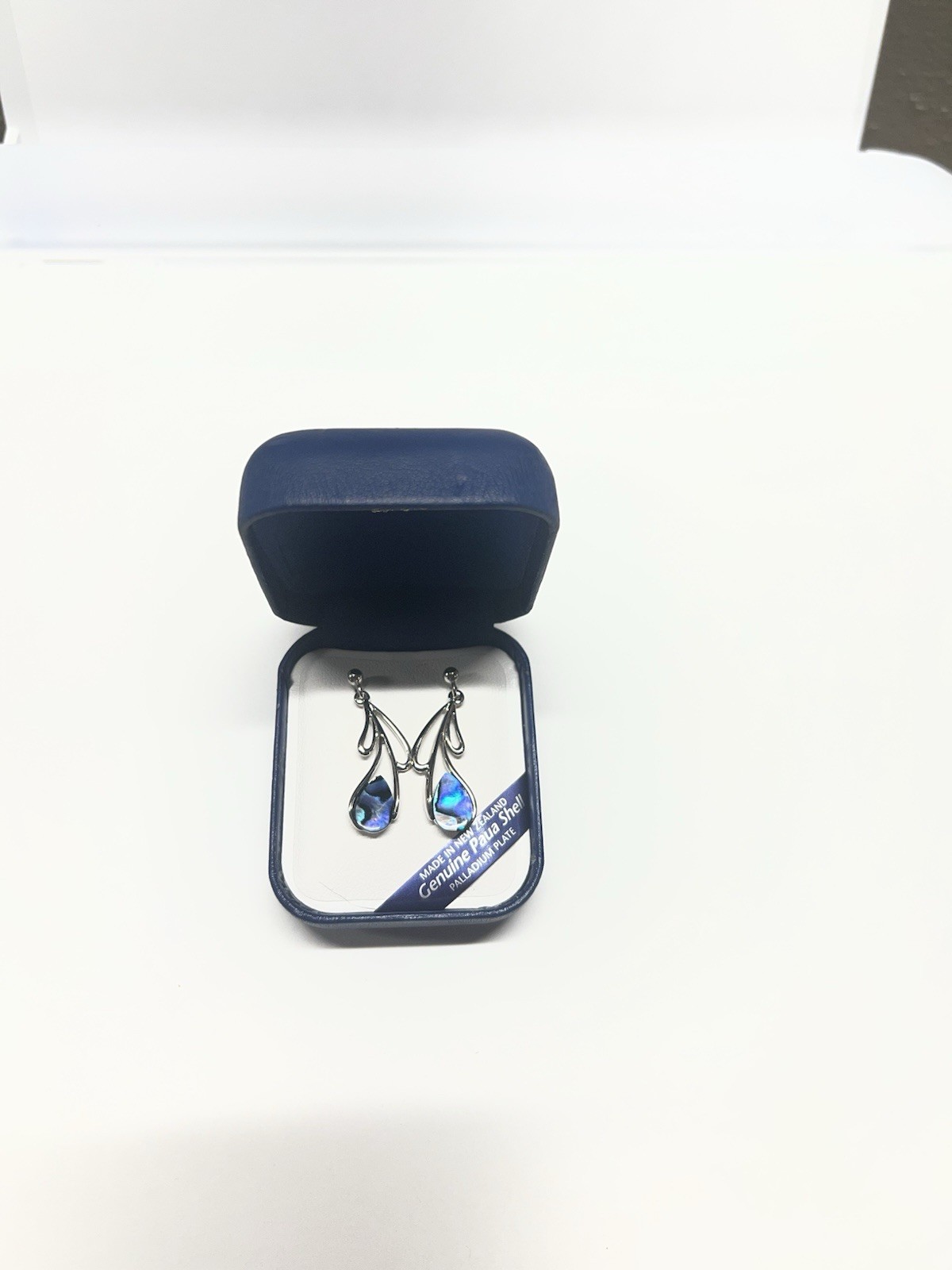 ARIKI New Zealand Paua Shell Drop Earrings Palladium Plate Blue Abalone w/ Box