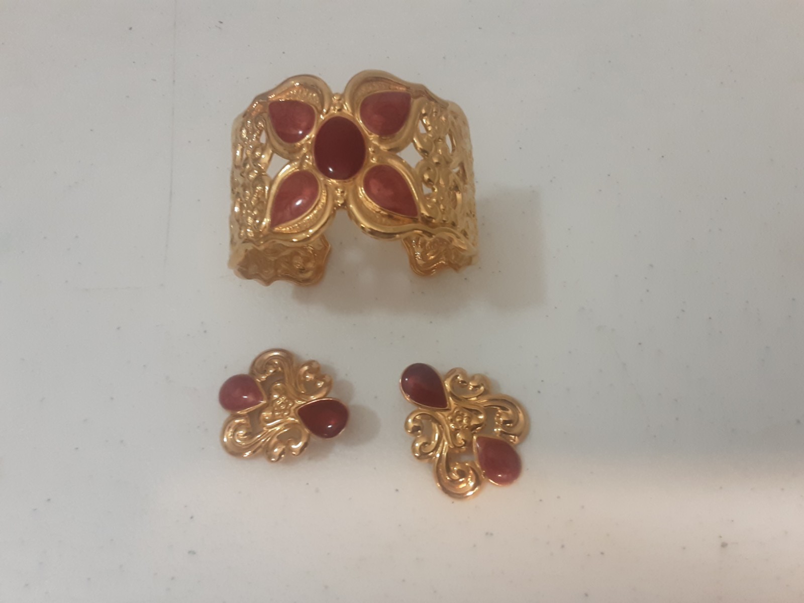 Artful Expression Gold Tone Cuff Bracelet Earrings Set [Possibly Avon not sure]