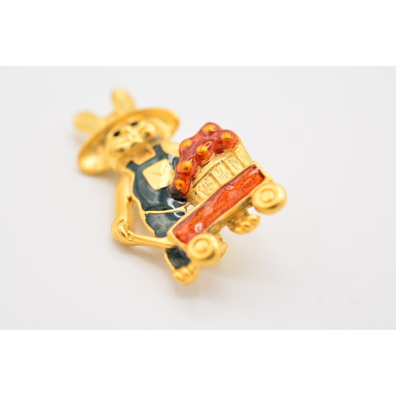 Danecraft Vintage Bunny Rabbit Brooch Pin Enamel Wheelbarrow Garden Easter BinA1