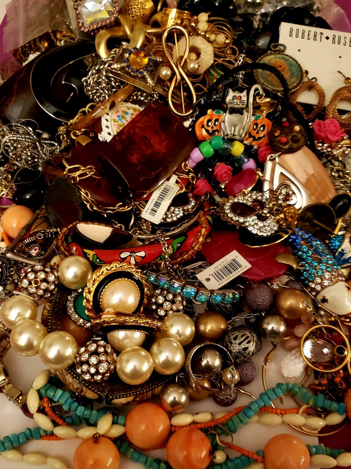 Vintage/Now Jewelry Lot Resell Craft Repair Mostly Wearable Many Signed 4.15 lbs