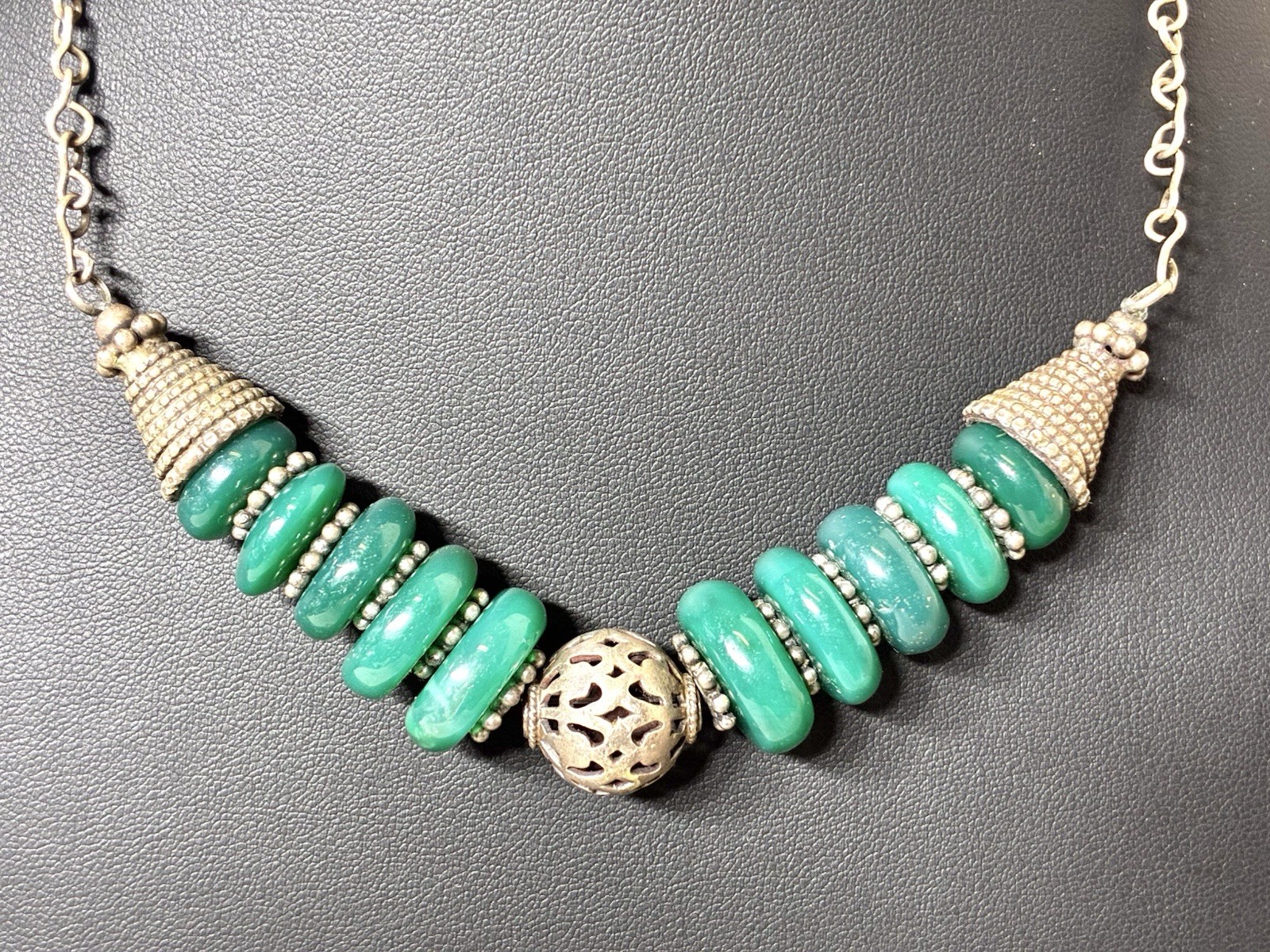 Vintage Moroccan Berber Style Sterling Silver Green Agate Bead Necklace 52g