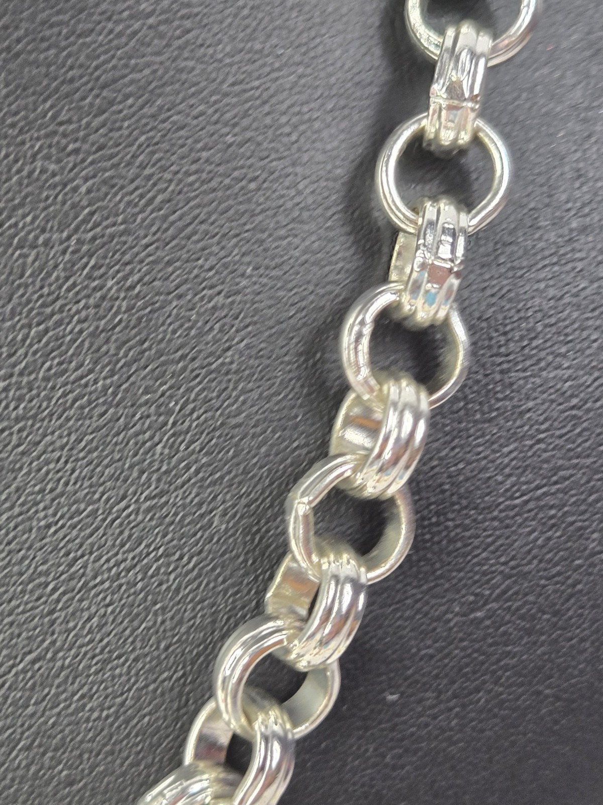 Vintage Rolo Chain Siler Tone Textured Necklace 16.5 In