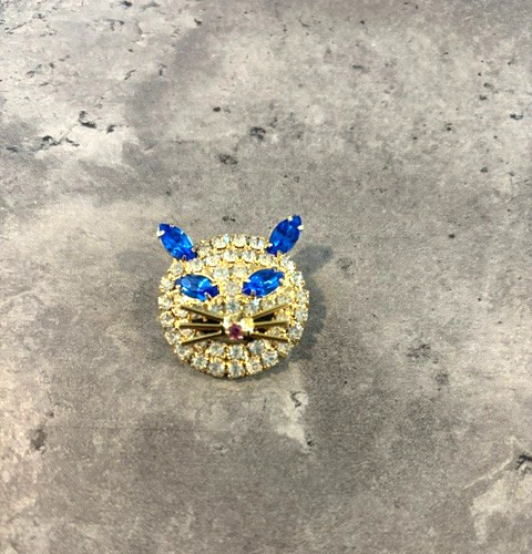 VINTAGE Kitty CAT HEAD BROOCH RHINESTONE, Blue Ears and eyes and pink nose
