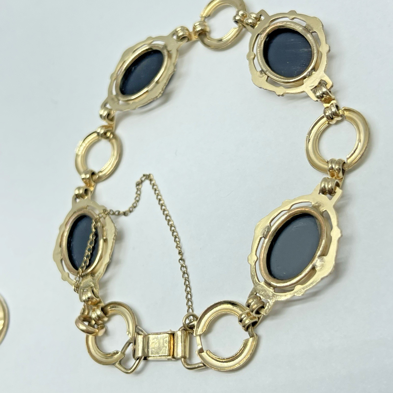 Vtg. CM 1/20 12KT GF Jewelry Set Necklace, Bracelet & Earrings Black Glass -MC