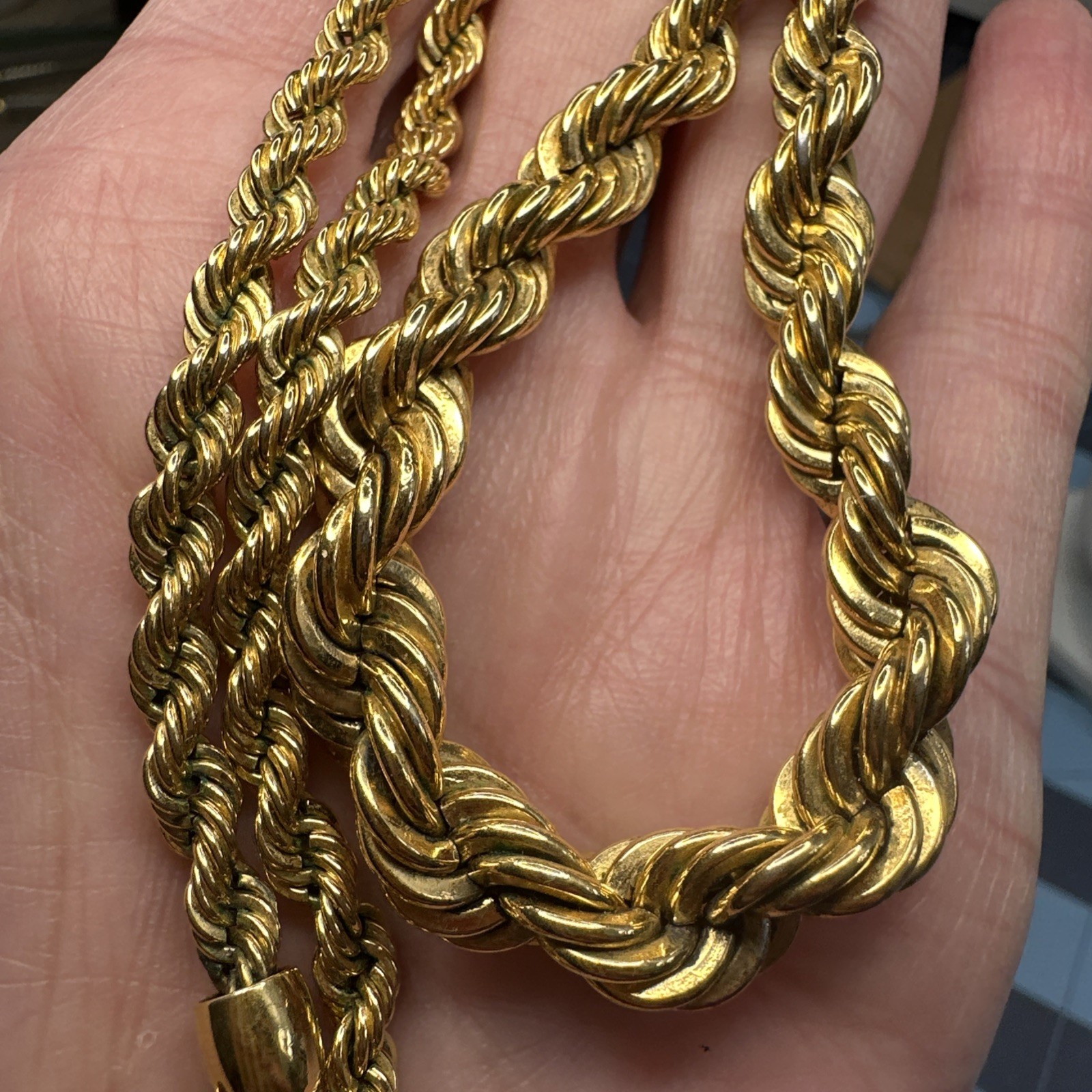 Graduated Rope Necklace Monet Gold Vintage 18in Hearty Work Play Casual Business