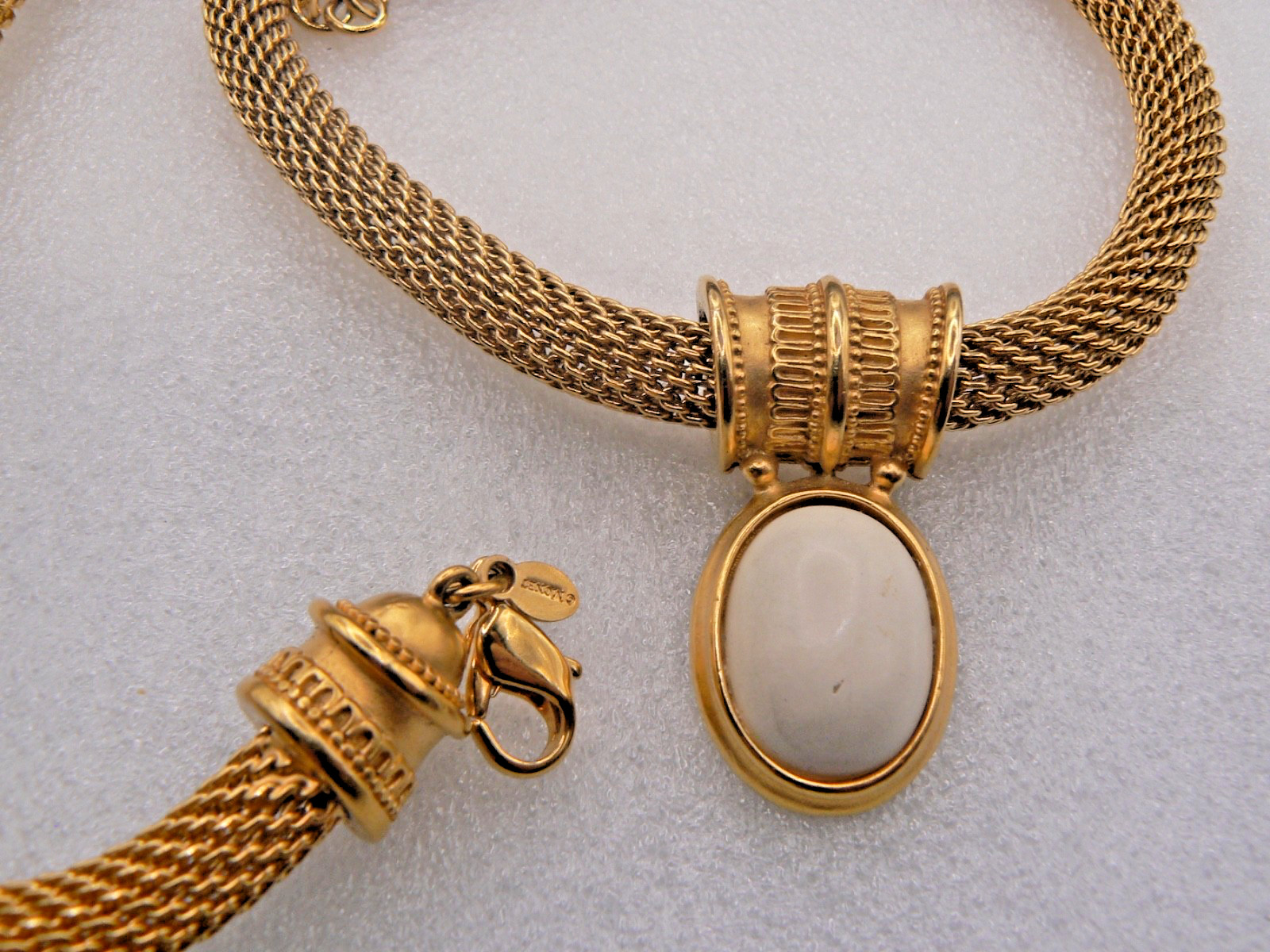 VTG Monet Gold Toned Meshed Chain Necklace with Matching Complementary 17” Neckl