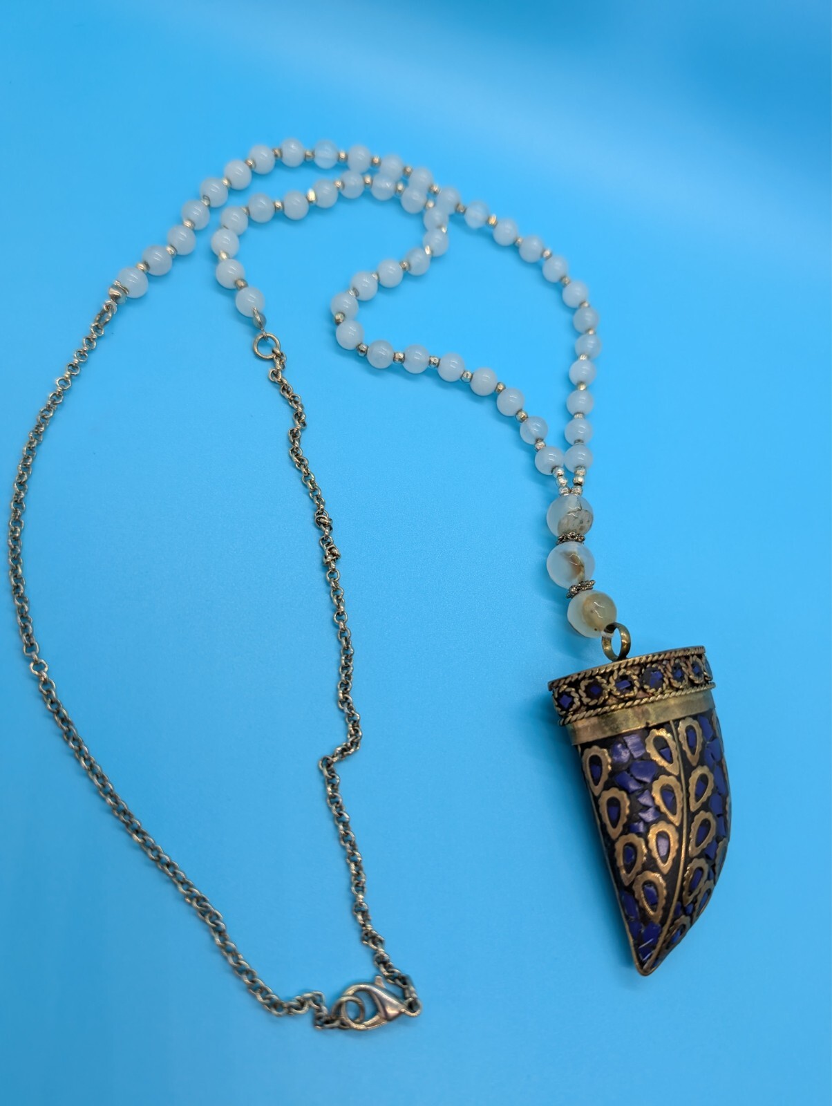 Horn pennant with rose quartz necklace 16 and 1/2 in