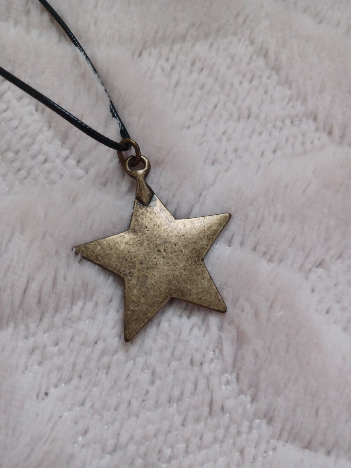 Vintage Brass Tone Lone Star Large Pendant On Cord Necklace 90s Y2k 2000s Style