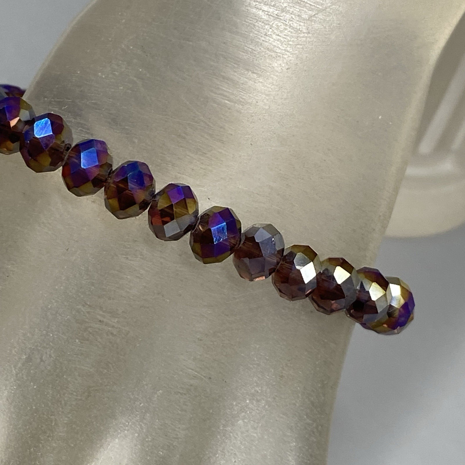 Purple Glass Beaded Bracelet Stretch AB Coated Peacock Oil Slick Faceted 7″