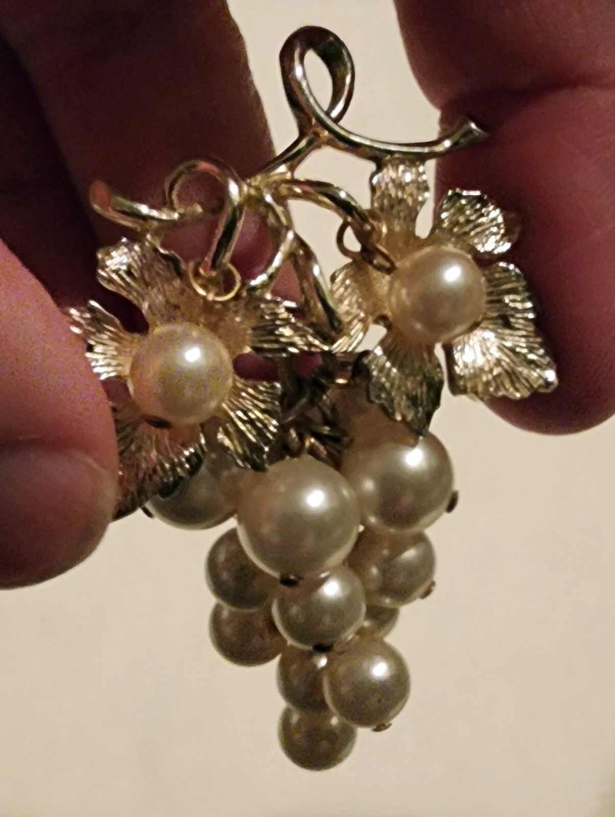 Silver-tone Pin/Brooch with Faux Pearls as Grapes