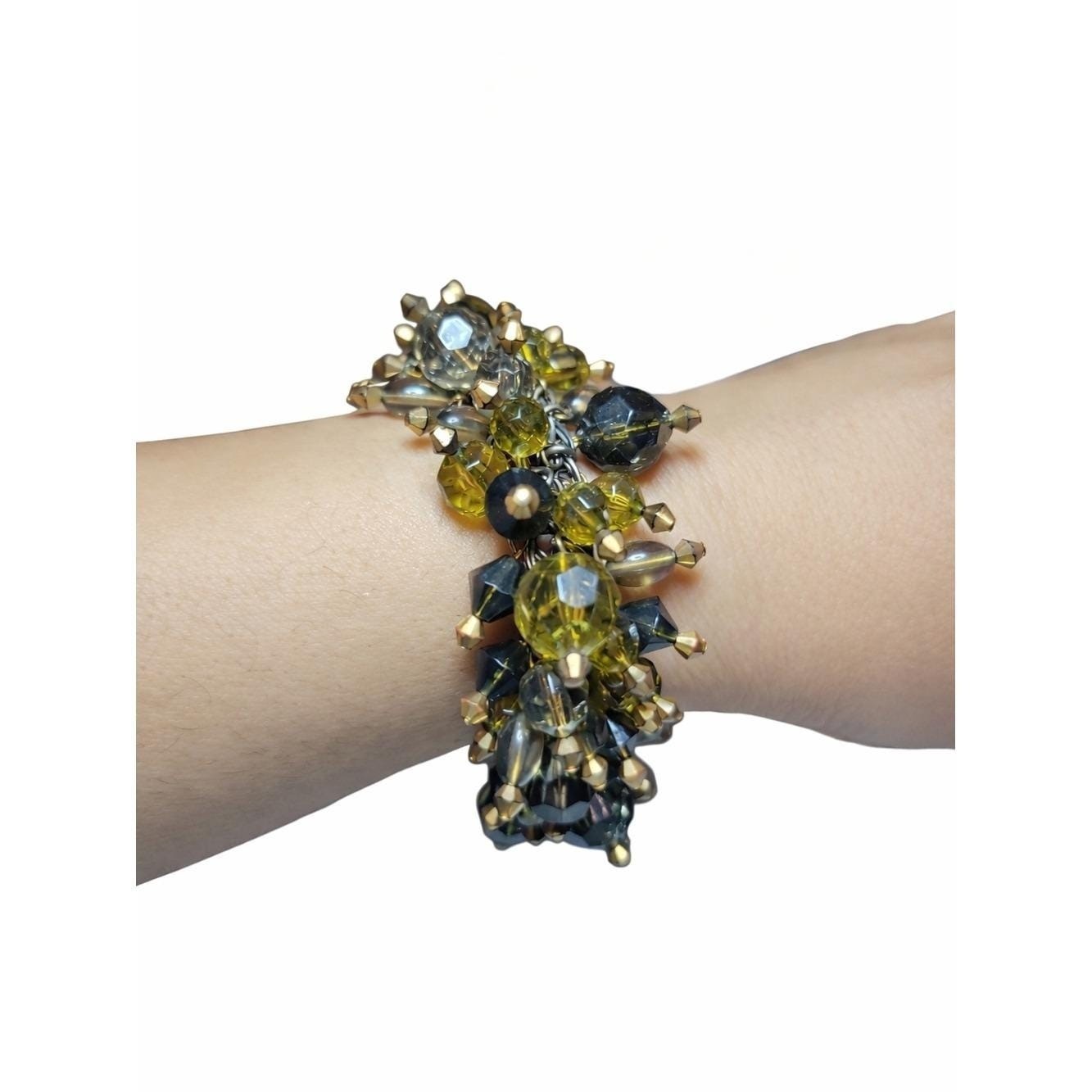 Vintage Cha Cha Cluster Bracelet Olive Green Smoky Gray Beaded Toggle Bracelet 6