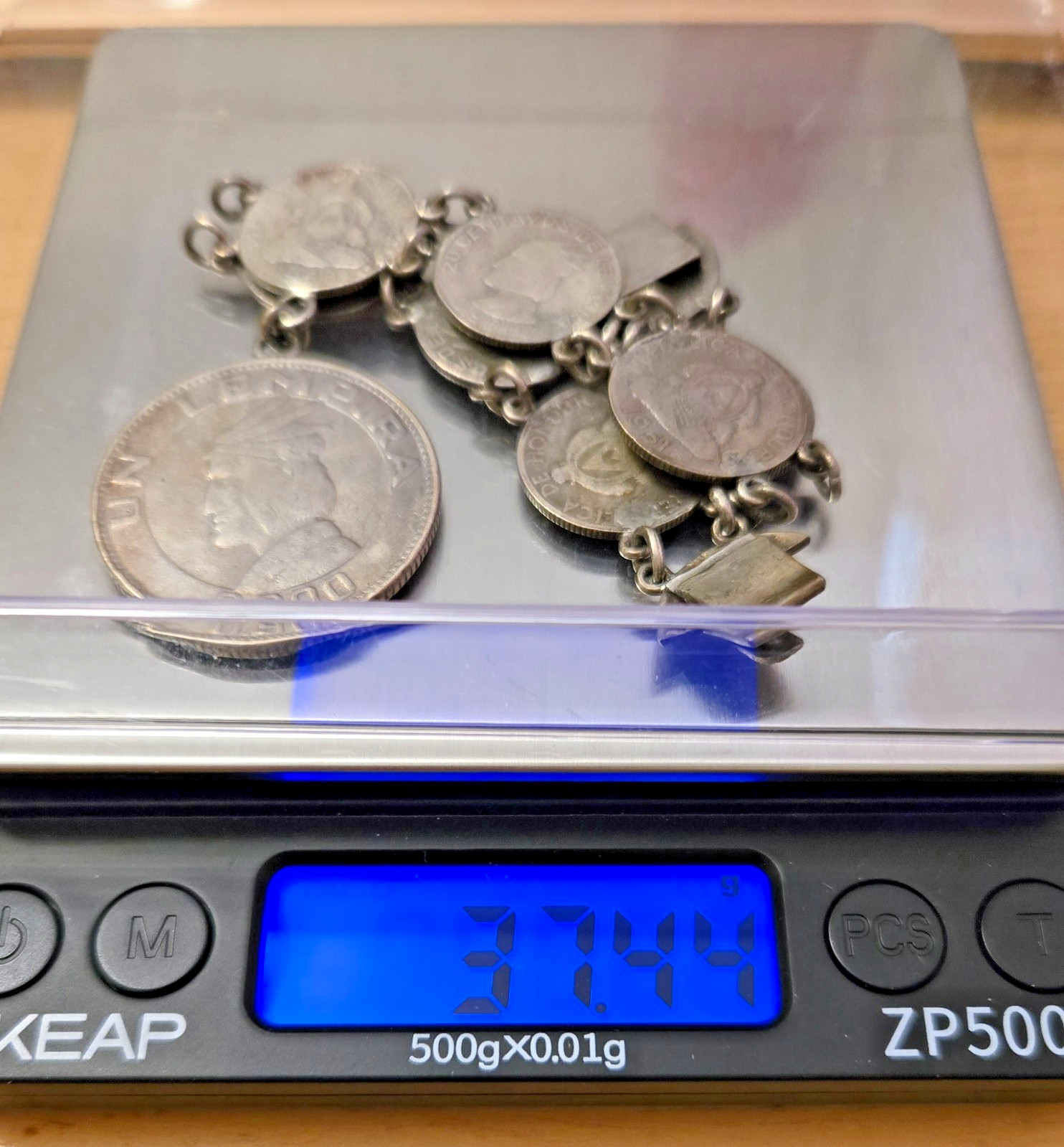 Vintage 900 Silver Coins Bracelet 1932 Lempira, 1932-1958 Centavos 37.44 Grams