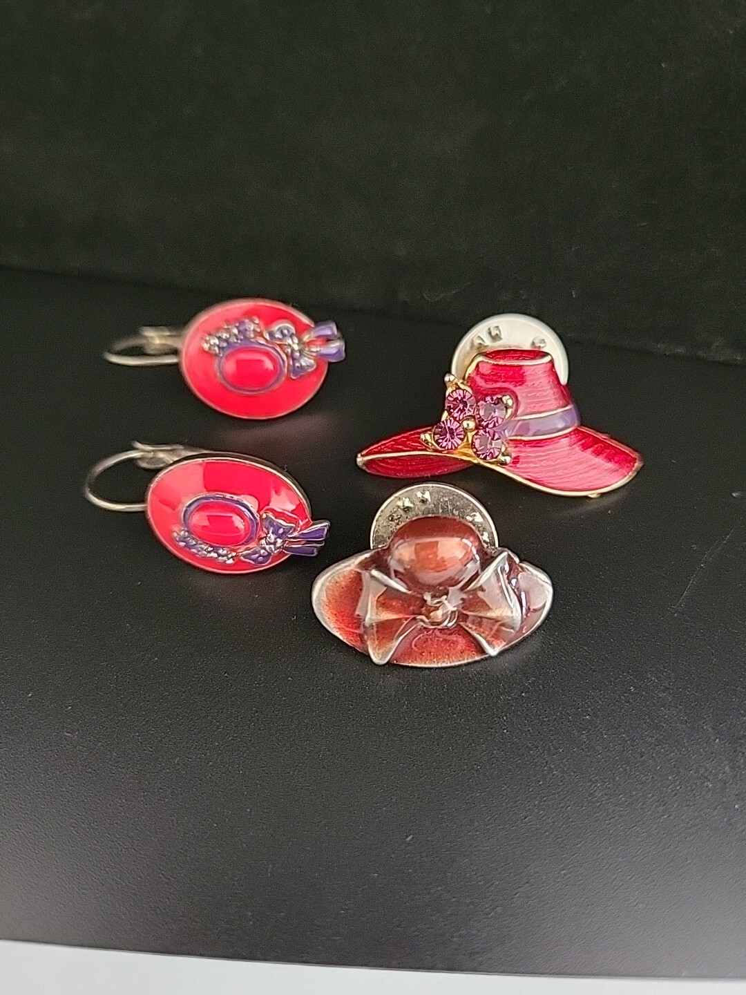 2 Vntg Red Hat Society pins & a pair of pierced earrings