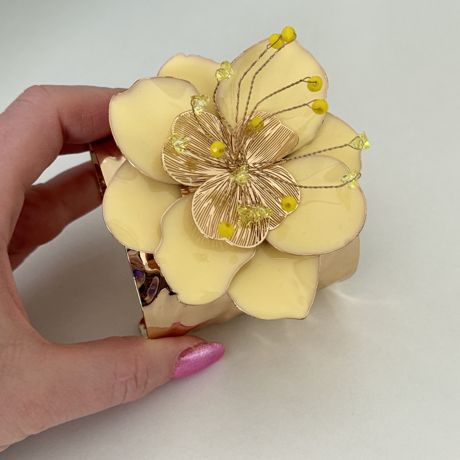 Ladies Huge Flower Statement Cuff Bracelet Yellow Enamel Glass Beaded Gold Tone