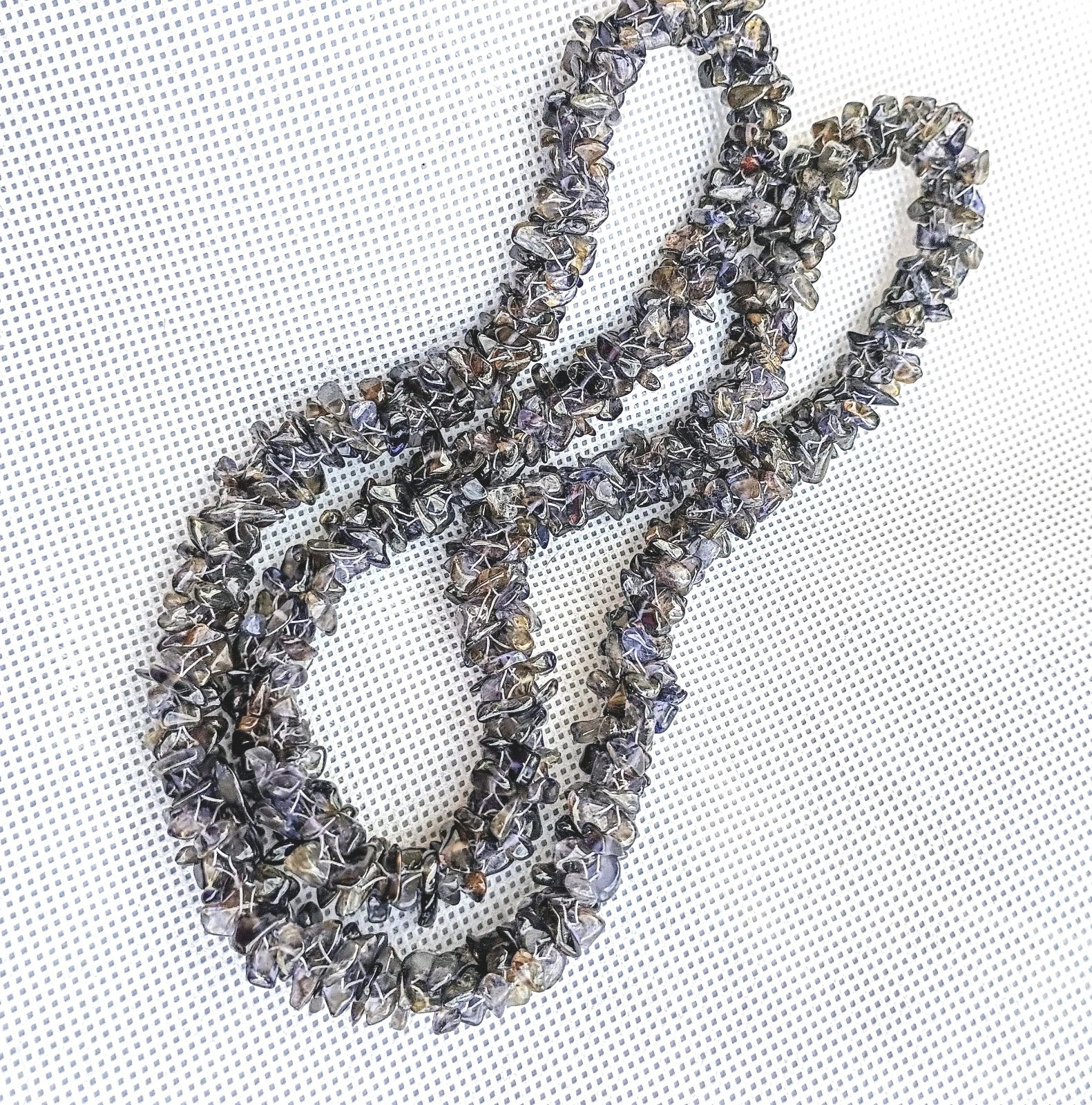 Vintage 28″ Natural Iolite Polished Purple Grey Chip Bead Statement Necklace