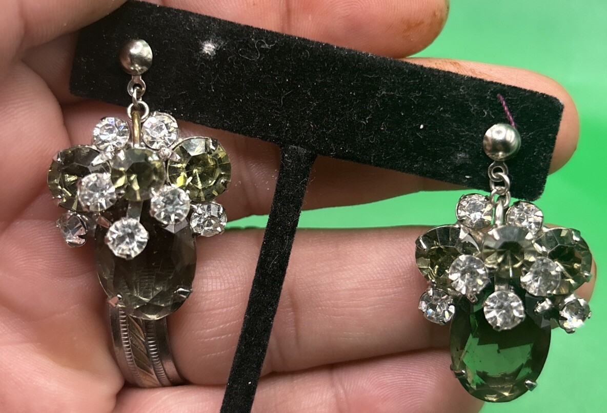 Vintage Clear Gray Prong Set Rhinestone Cluster Post Earrings