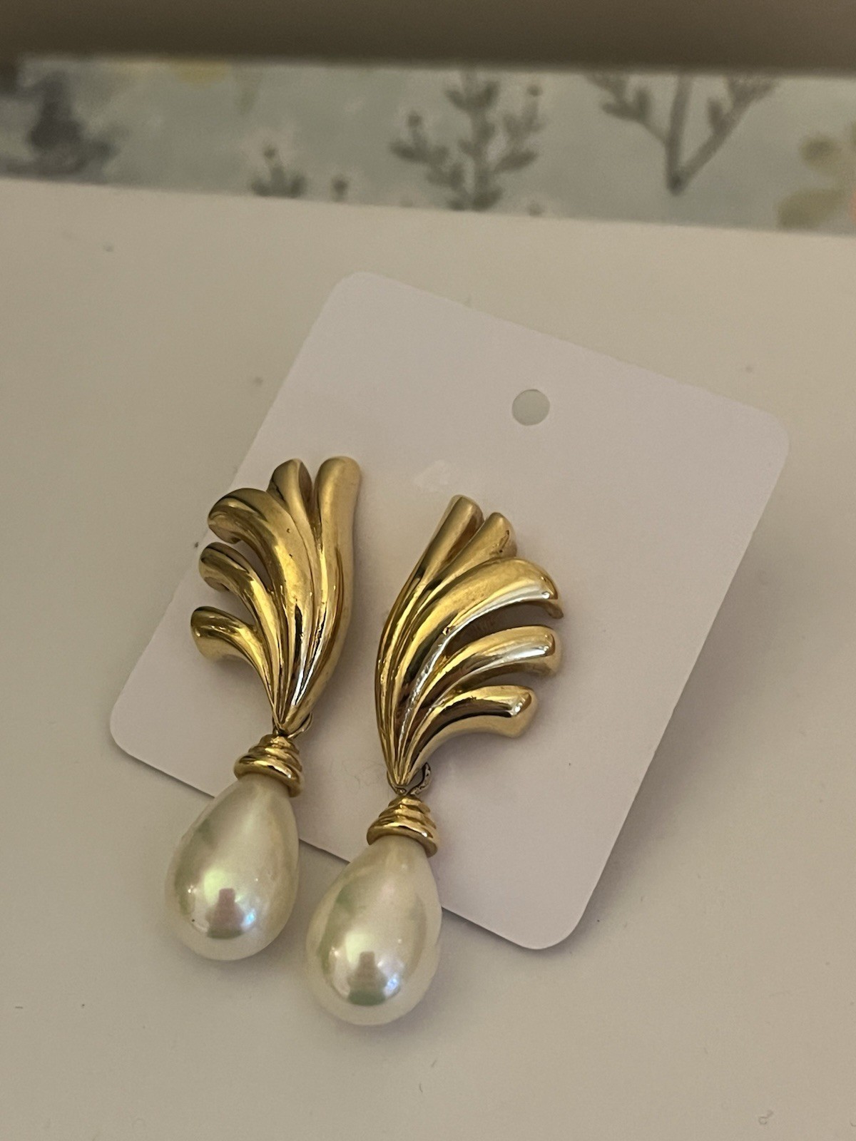 Vintage Faux Pearl Drop Earrings 1980’s , Classic, Ships Fast