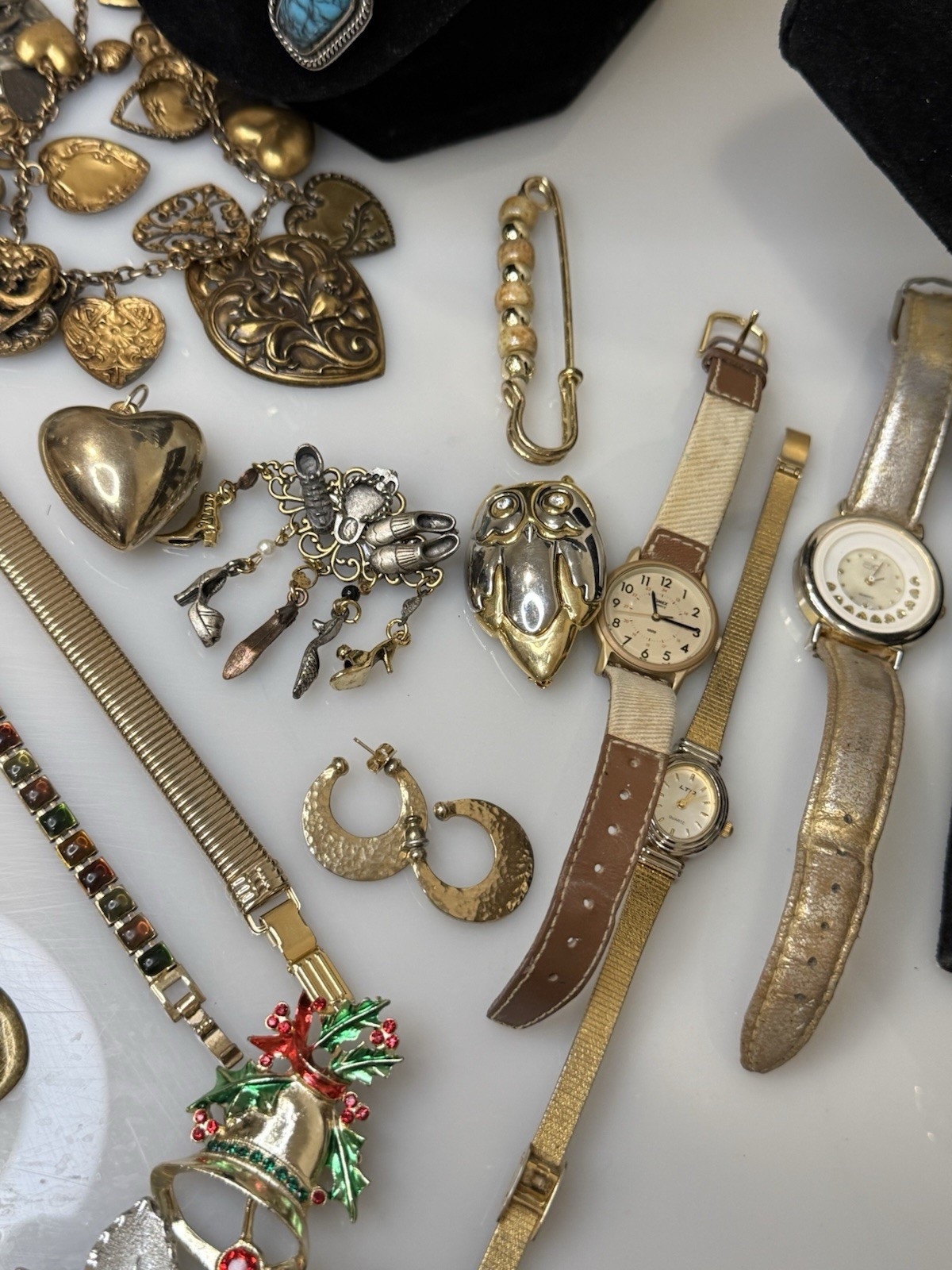 LARGE LOT Vtg Jewelry Brooch Bracelet Ring Earrings Necklace Pendant Cufflinks