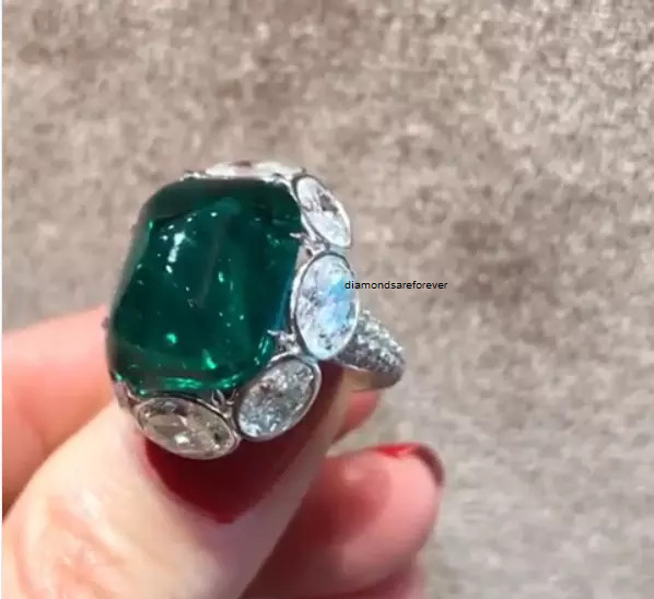 Cabochon Shape Vivid Green 17CT Emerald With 3.55CT Oval & Round CZ Women’s Ring