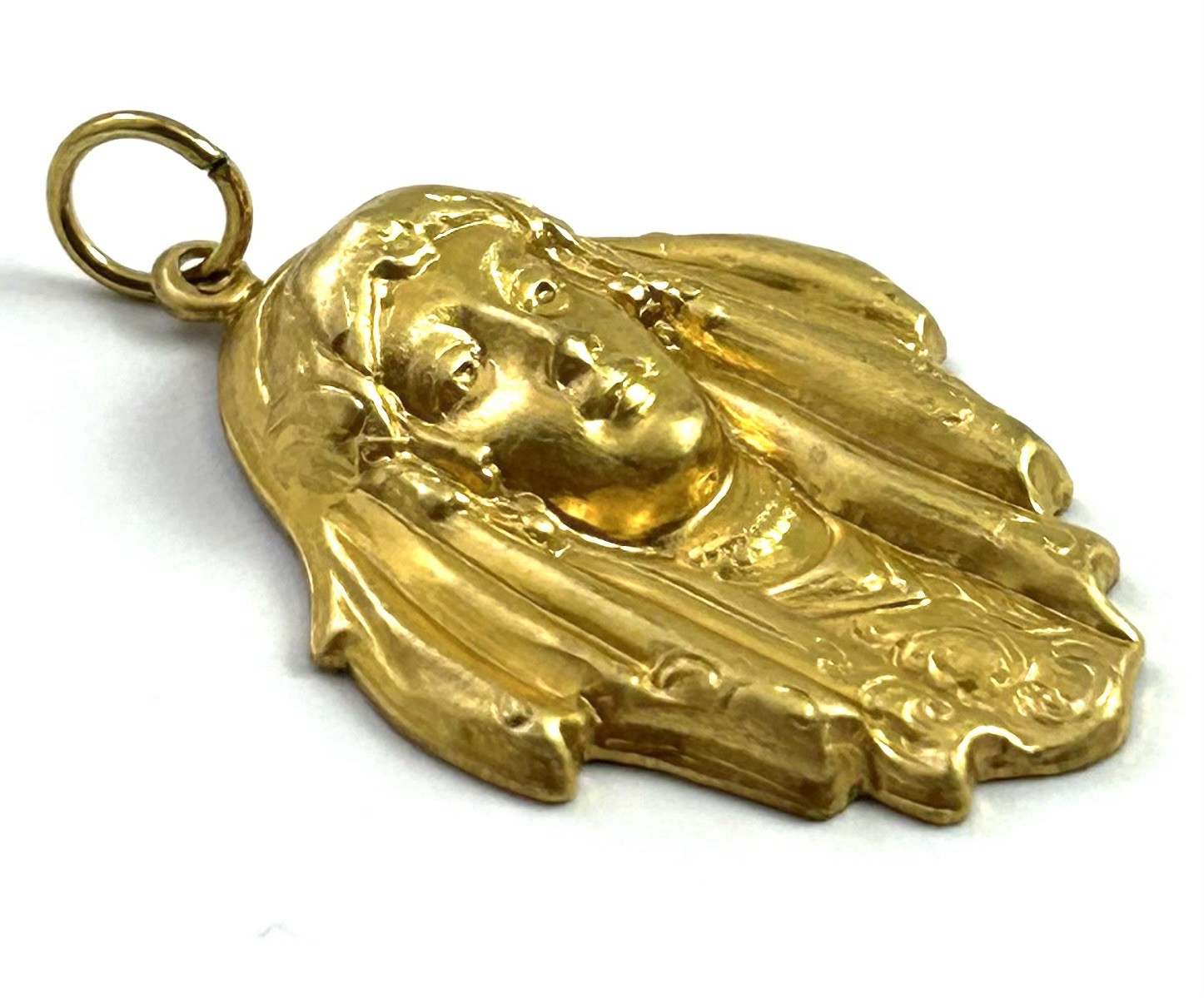 Vintage Charm Art Deco Style Woman Pendant Brass Metal Stamping Vintage Jewelry